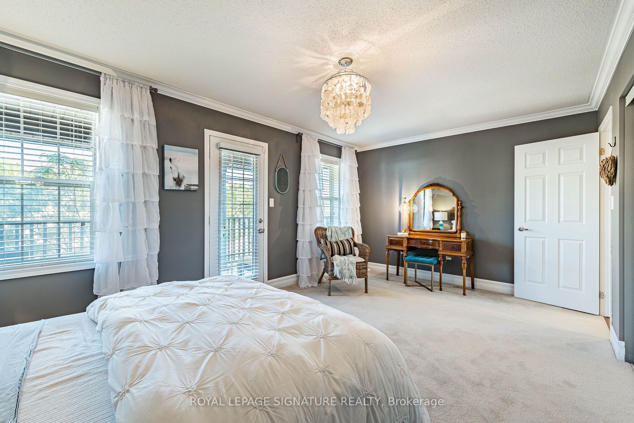 854 Cousens Terrace Property Photo 43