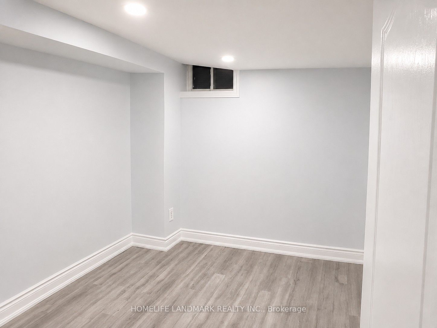 24 Oranmore Crescent Property Photo 6