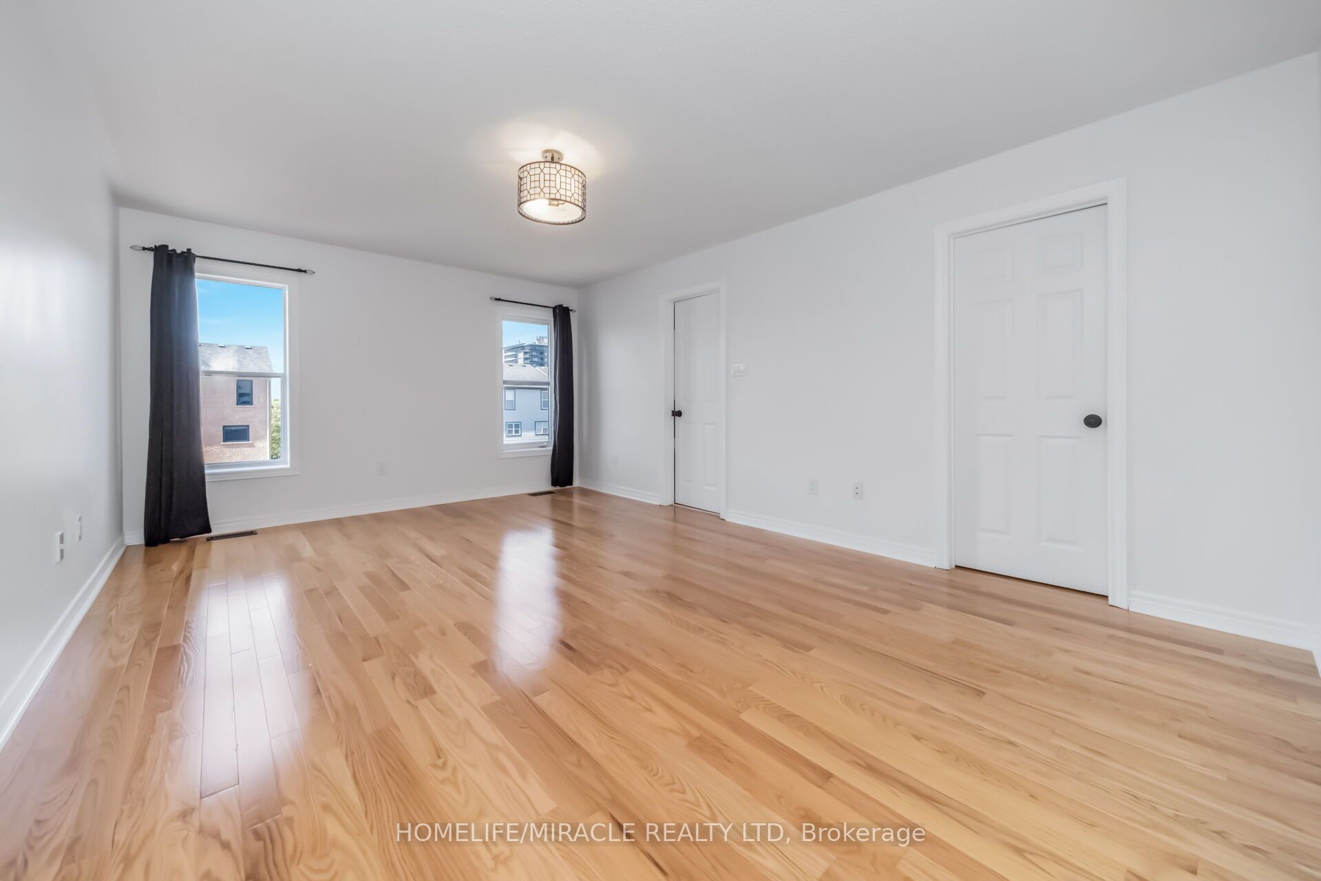 257 Gatwick Drive Property Photo 29
