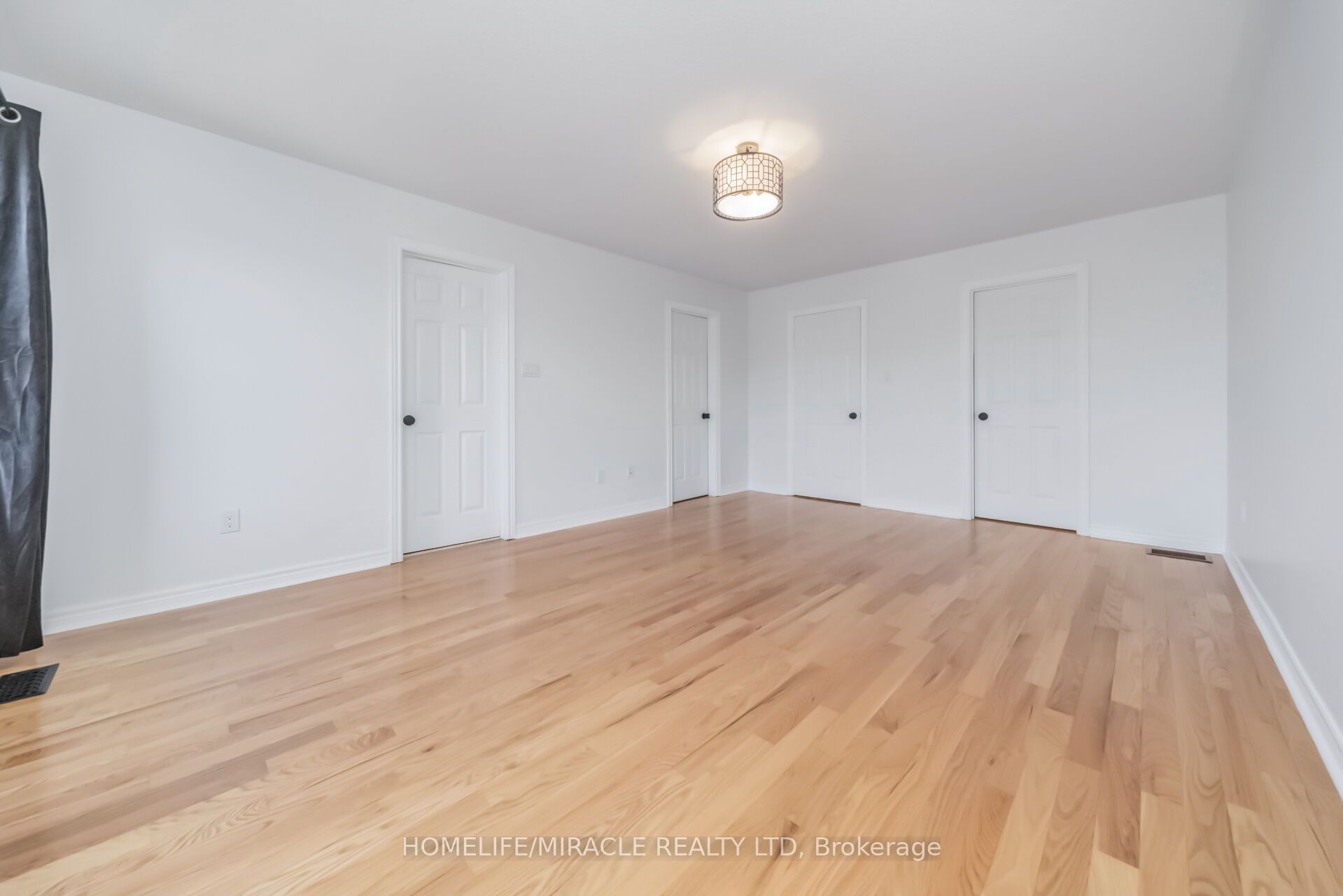 257 Gatwick Drive Property Photo 30