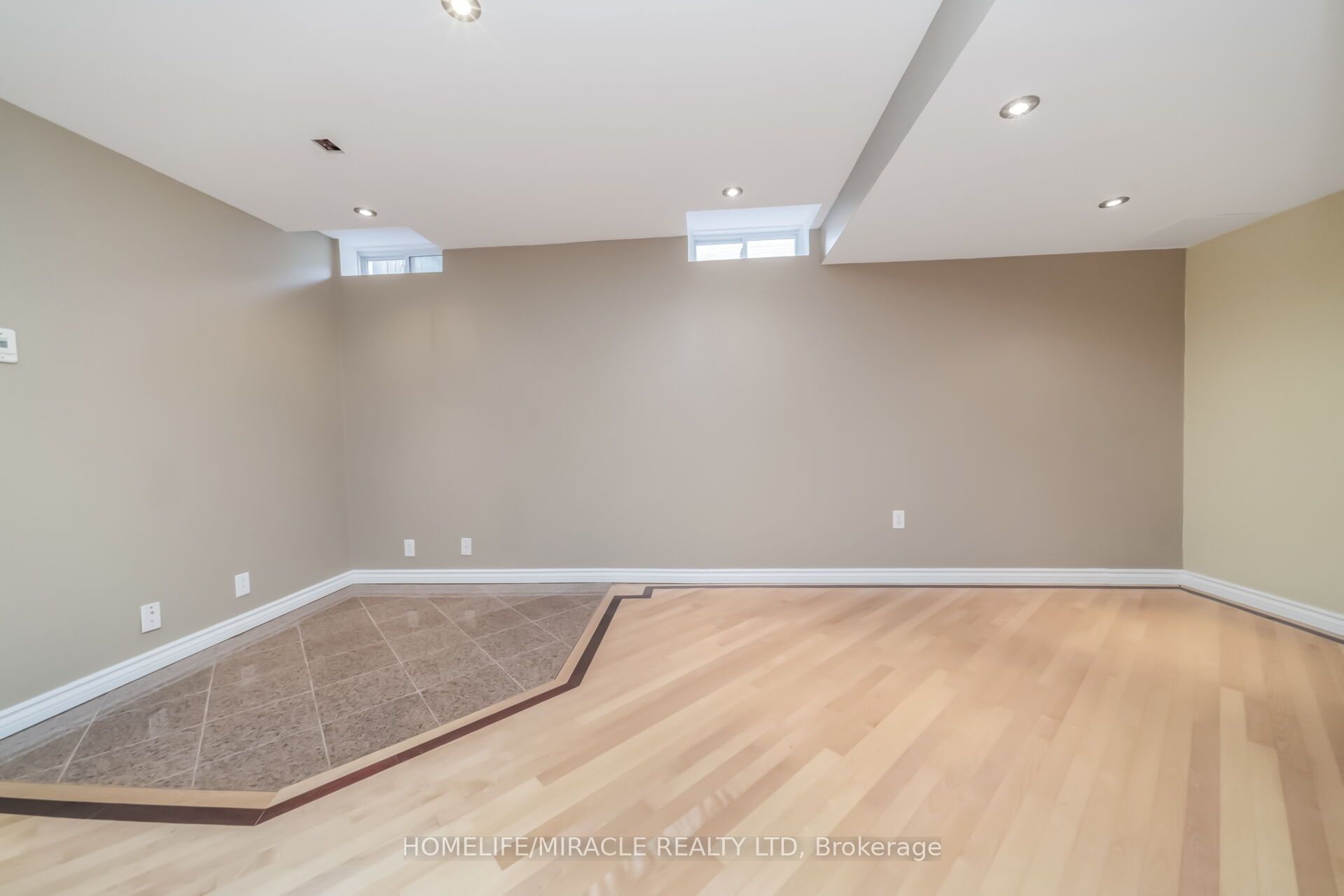 257 Gatwick Drive Property Photo 37