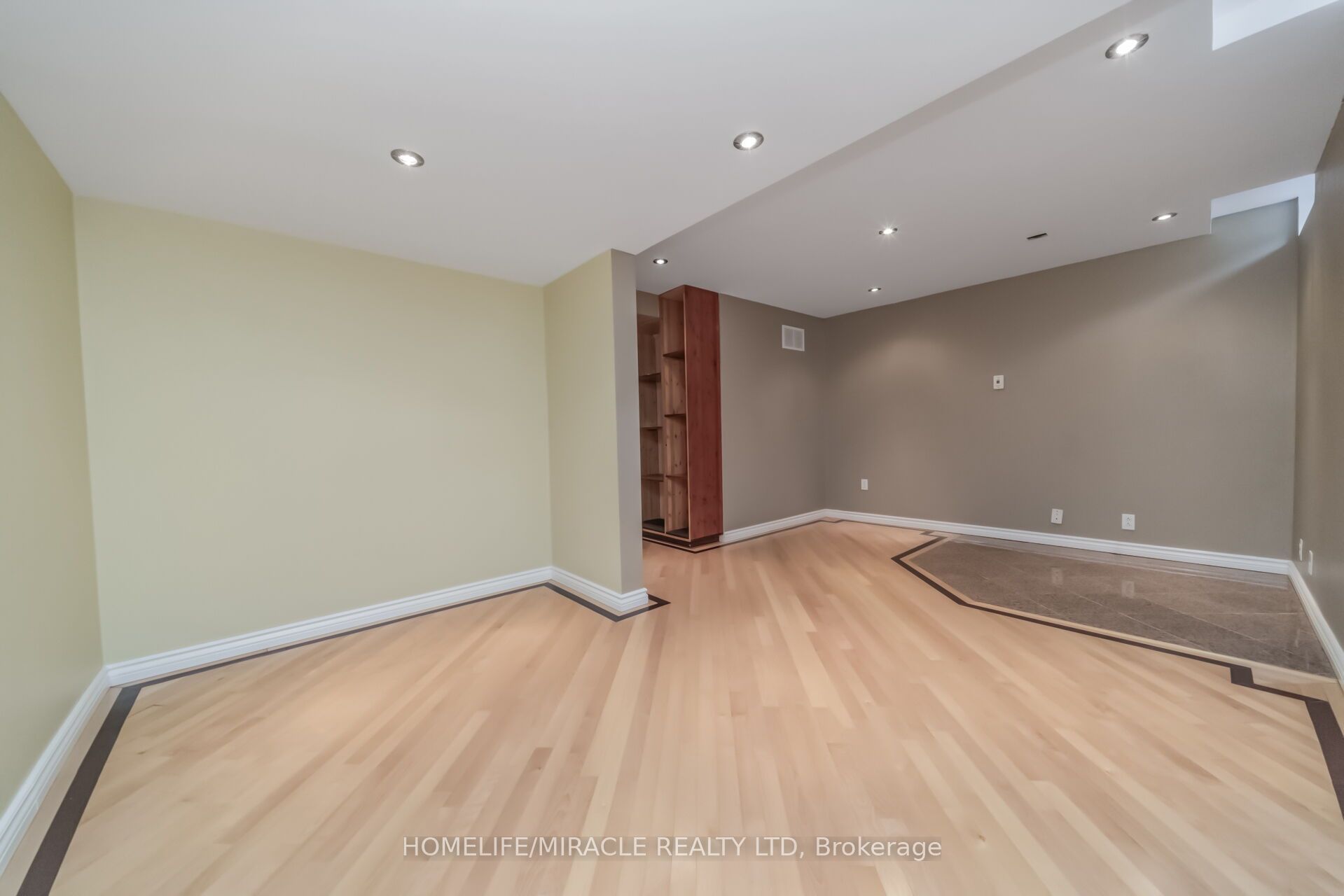 257 Gatwick Drive Property Photo 39