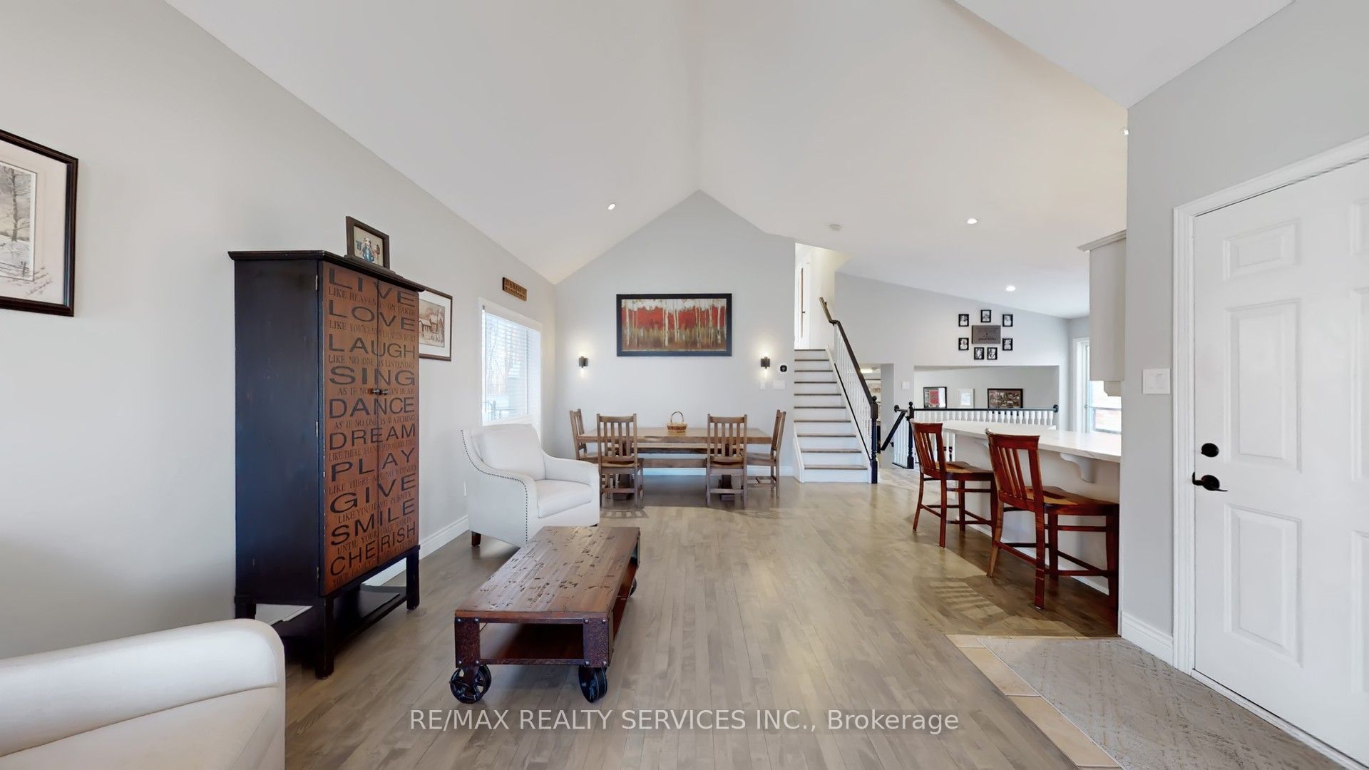 37 Abbey Road Property Photo 1