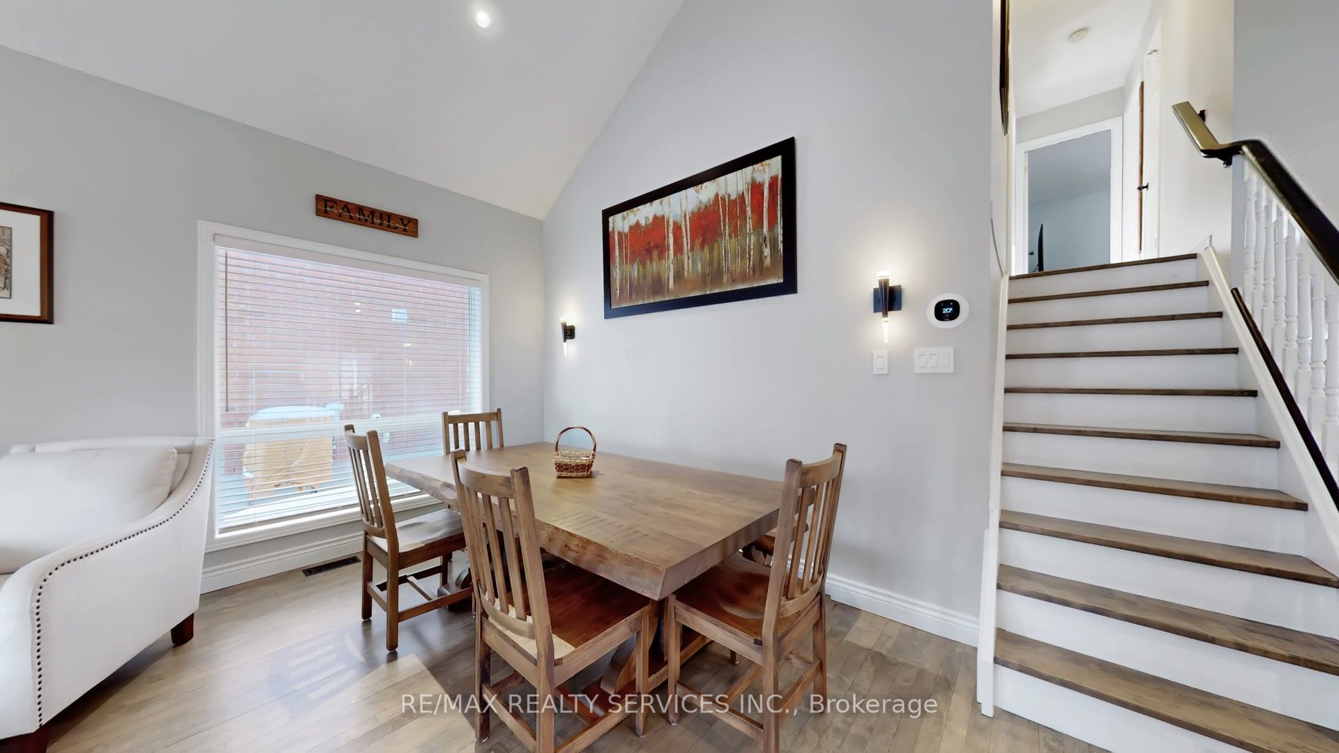 37 Abbey Road Property Photo 7