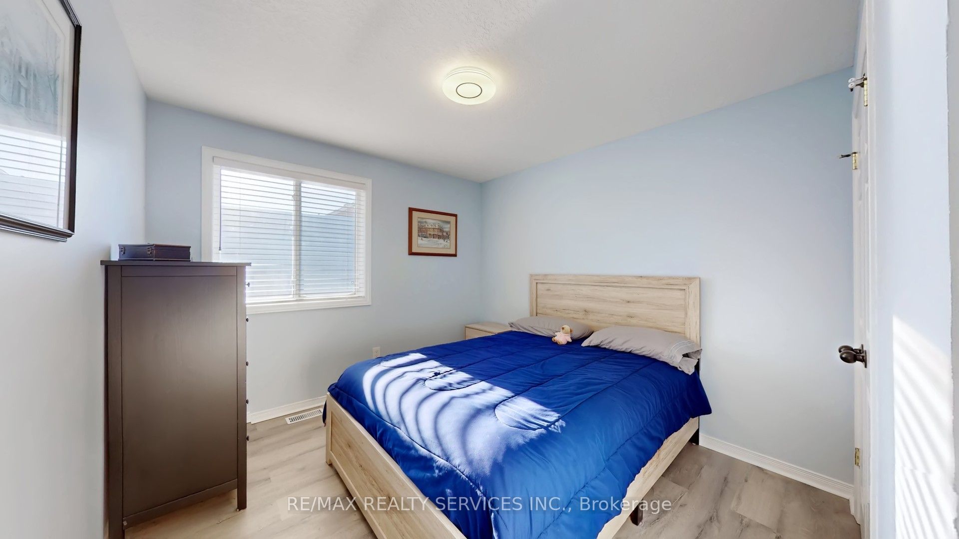 37 Abbey Road Property Photo 22