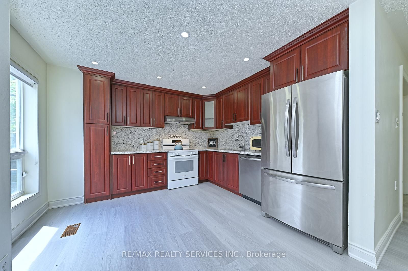 56 Mullis Crescent Property Photo 12