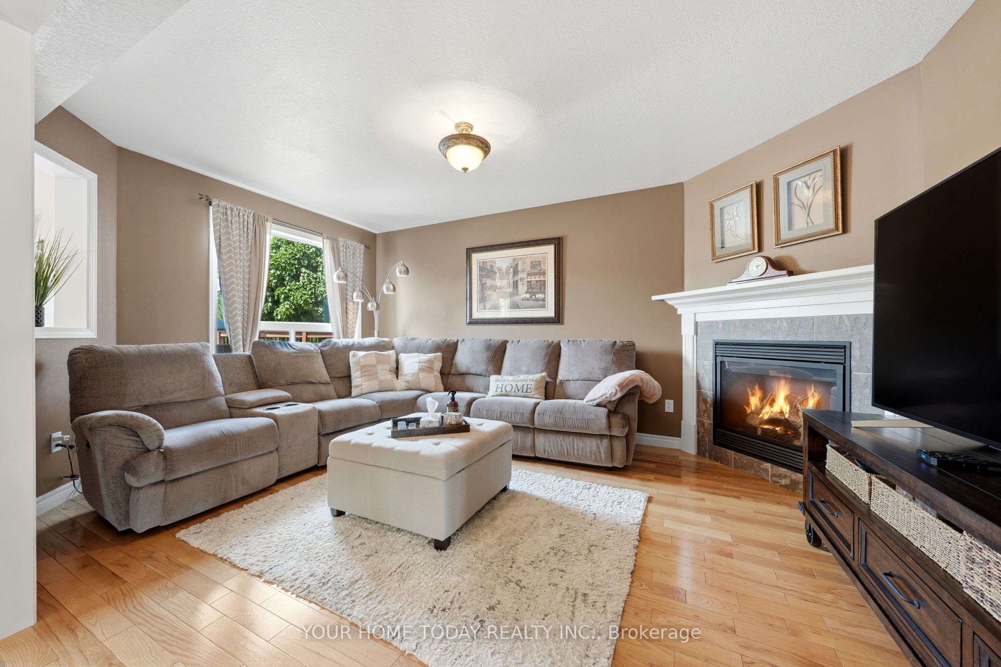 9 Kenney Street Property Photo 11