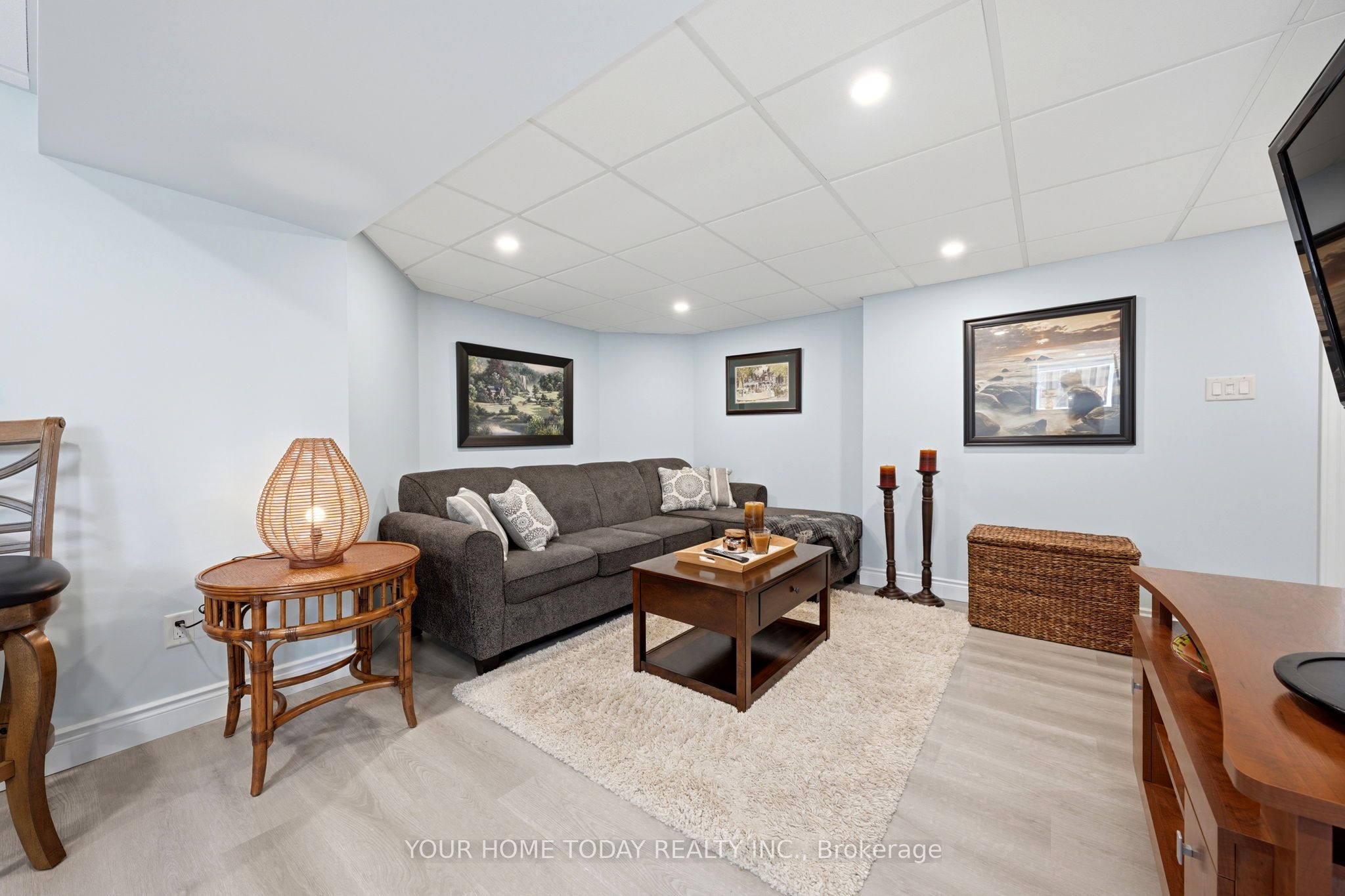 9 Kenney Street Property Photo 28