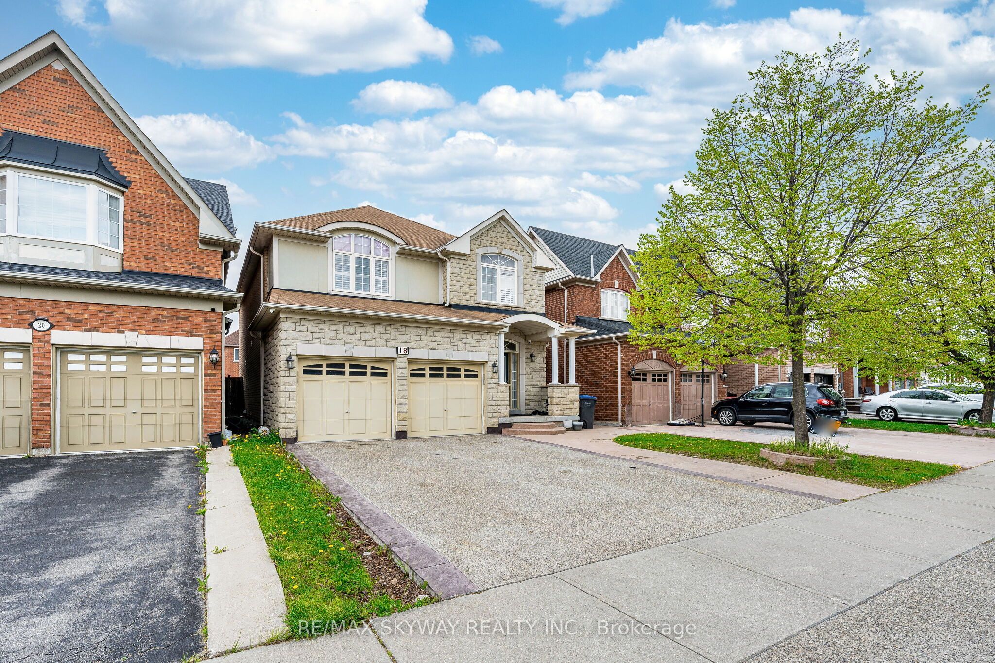 18 Long Meadow Road Property Photo 3
