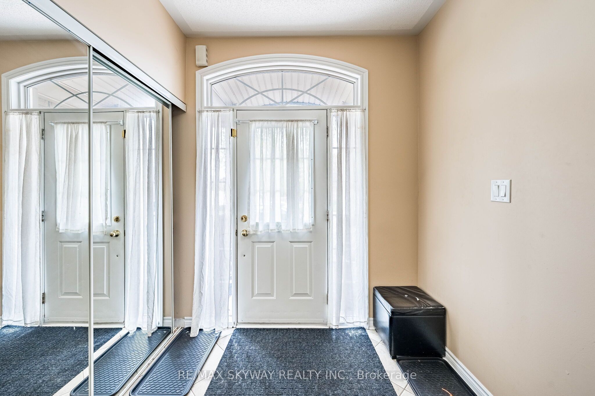 18 Long Meadow Road Property Photo 5