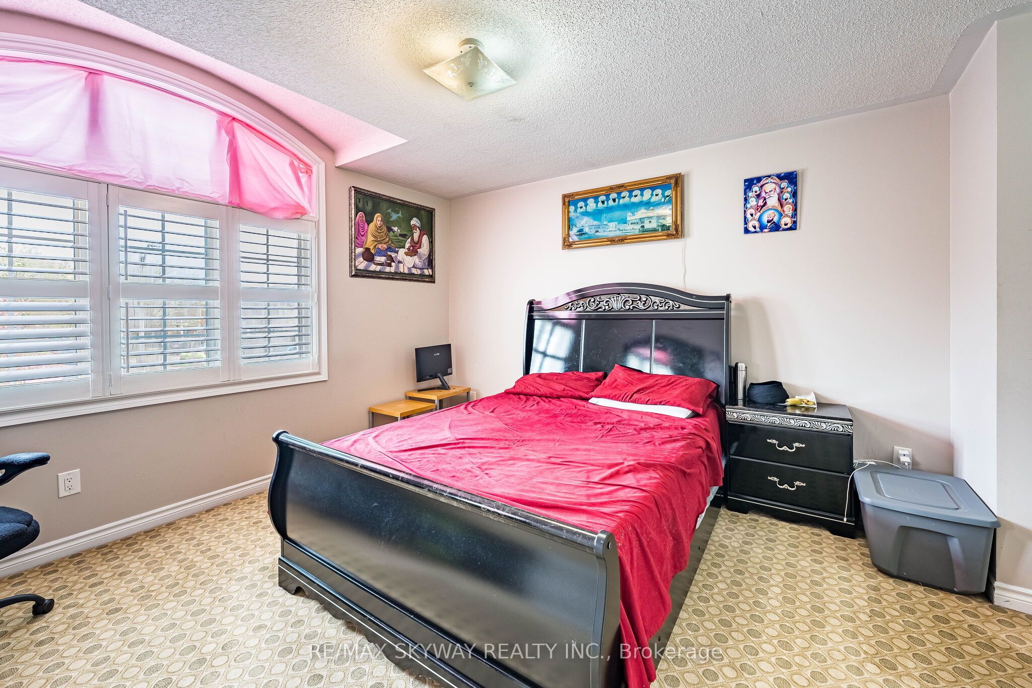 18 Long Meadow Road Property Photo 20