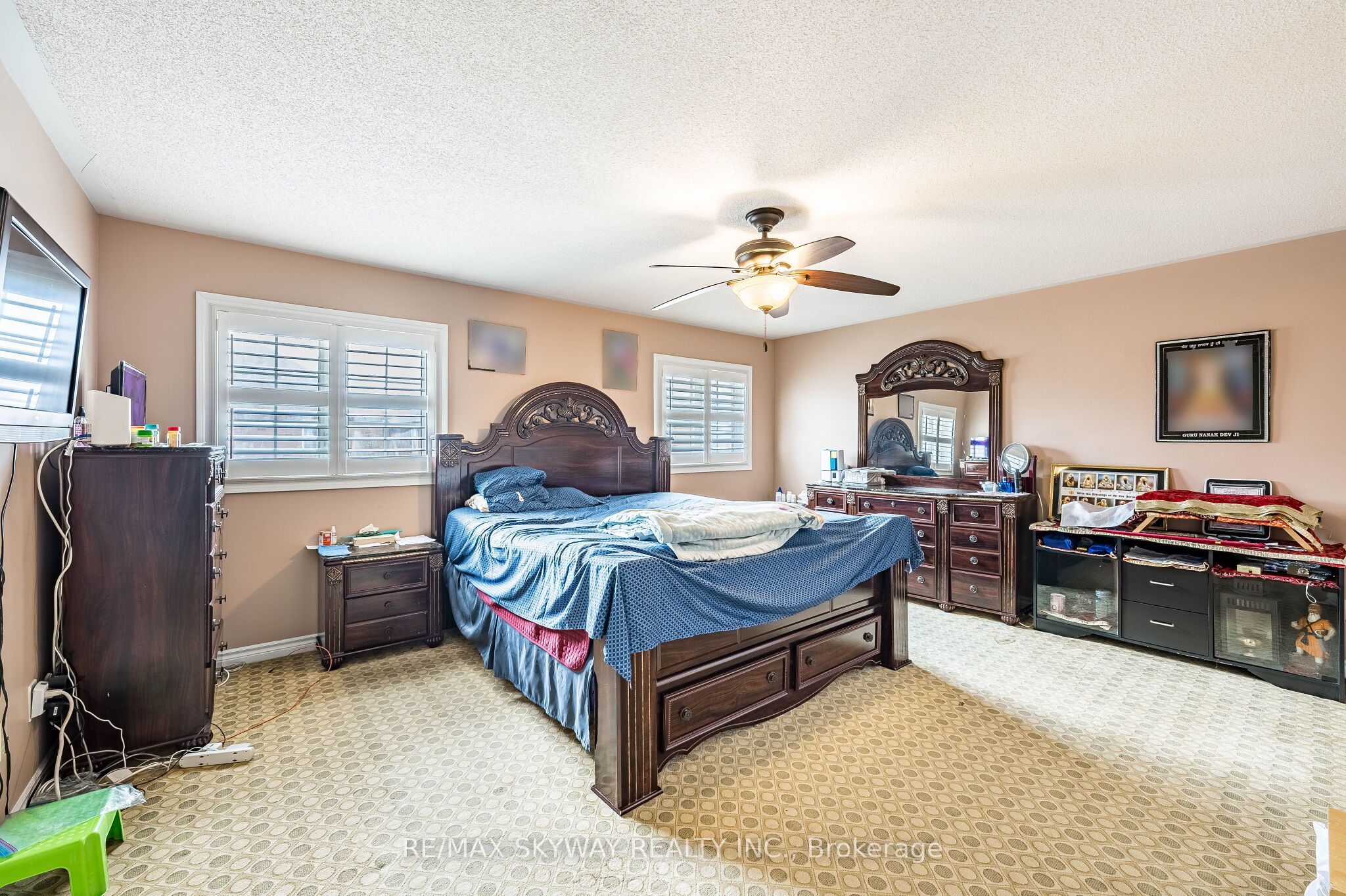 18 Long Meadow Road Property Photo 28