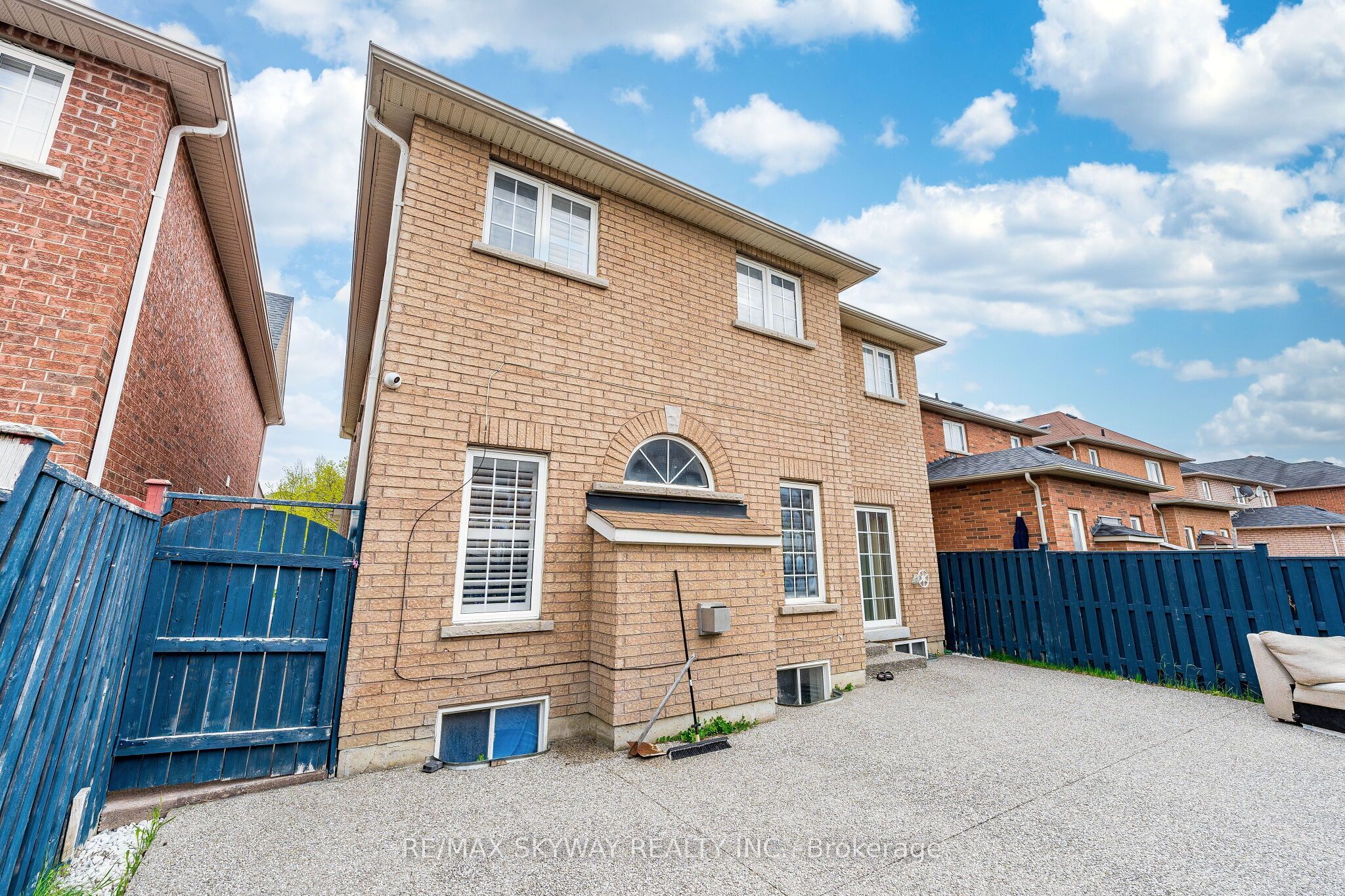 18 Long Meadow Road Property Photo 40