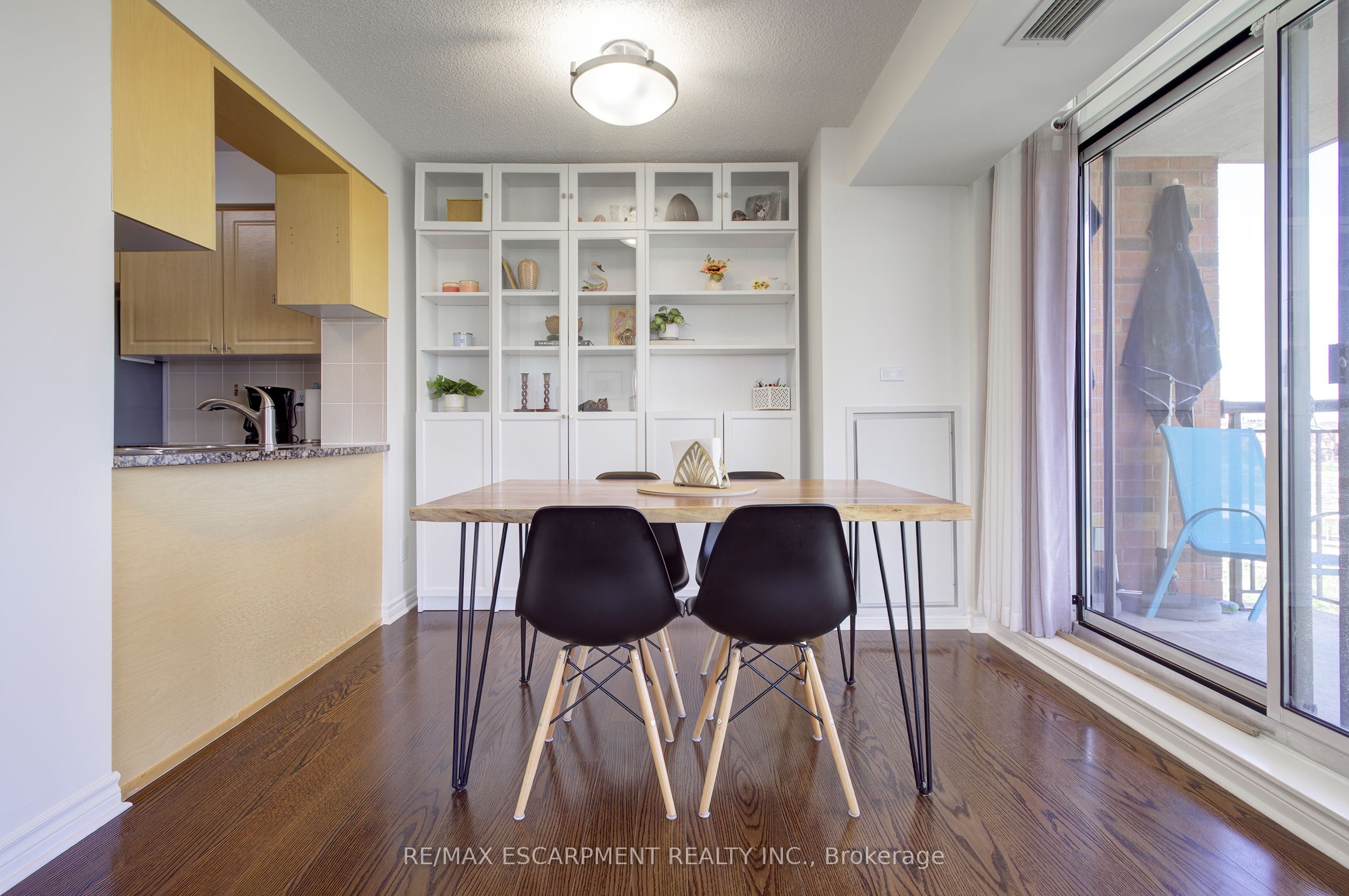 2379 Central Park Drive 603 Property Photo 17