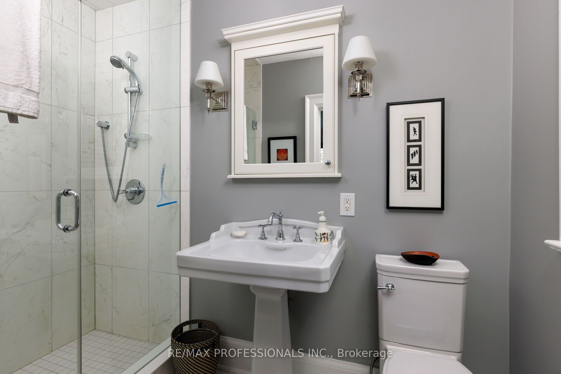 19 The Kingsway Property Photo 20