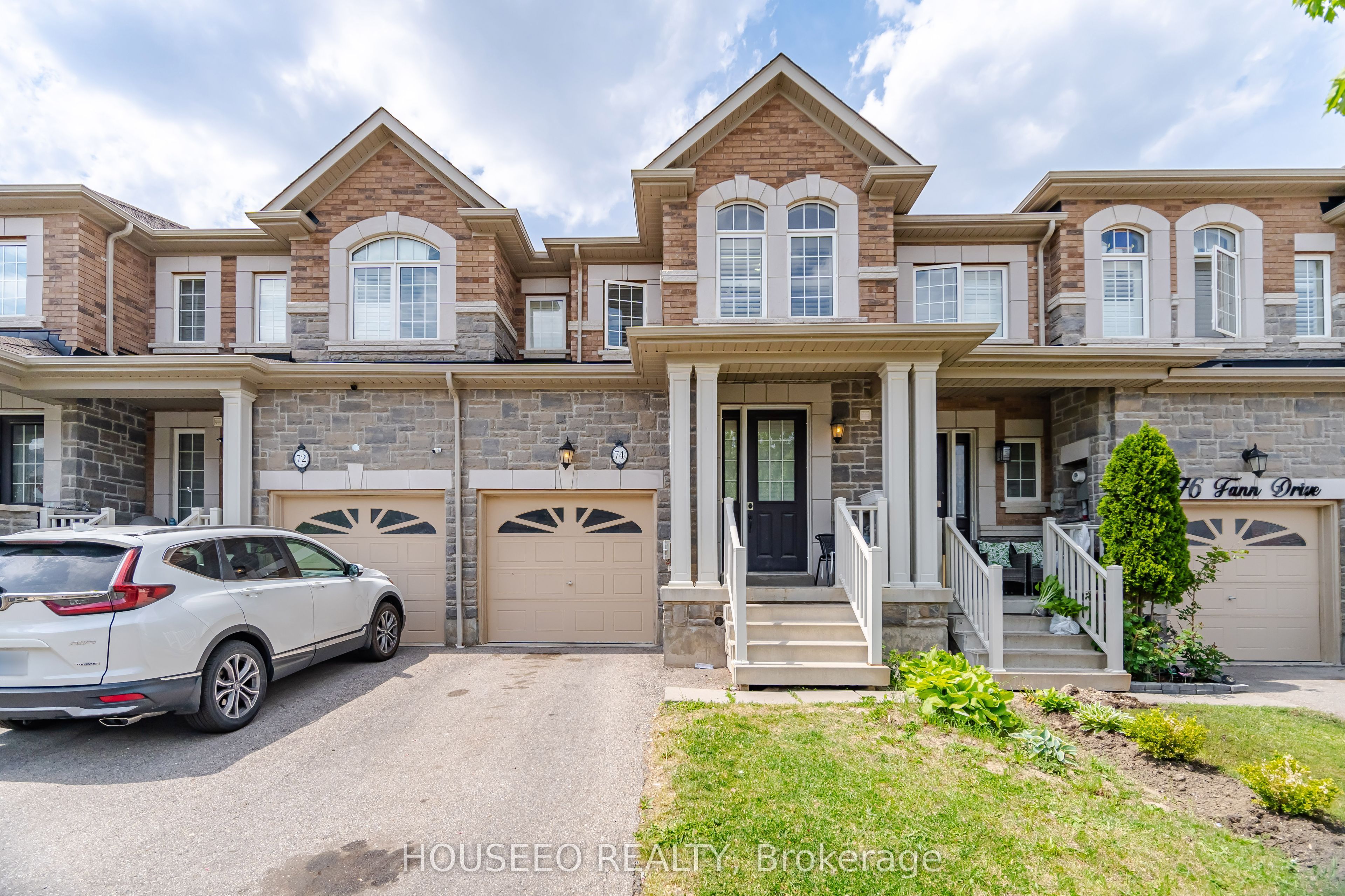 74 Fann Drive Property Photo 1