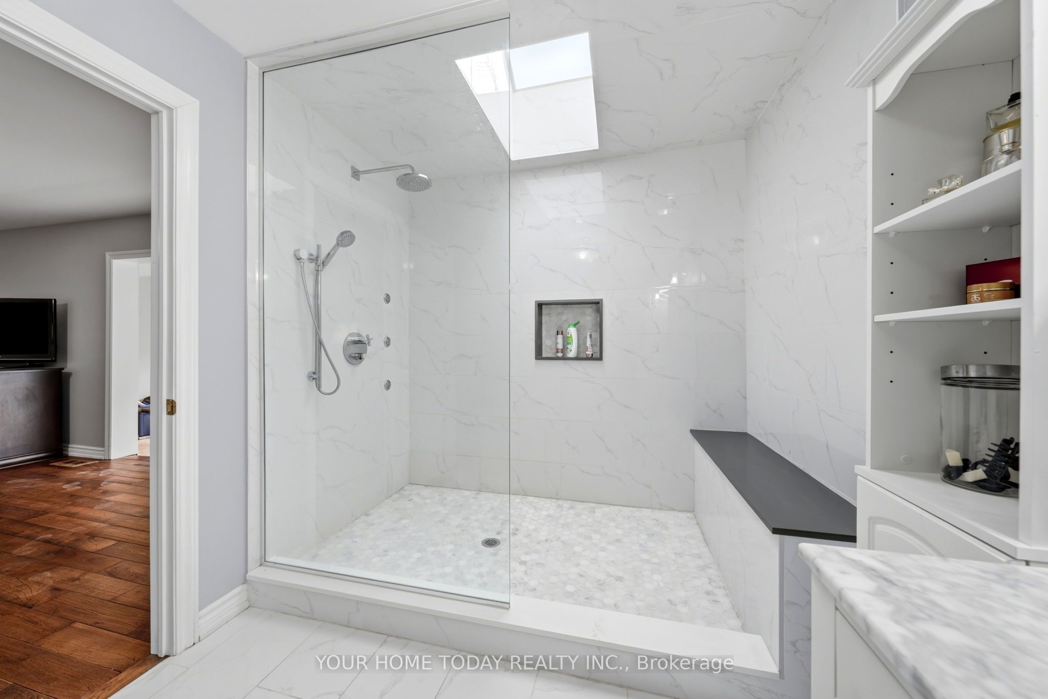 12492 Highway 7 Highway Property Photo 24
