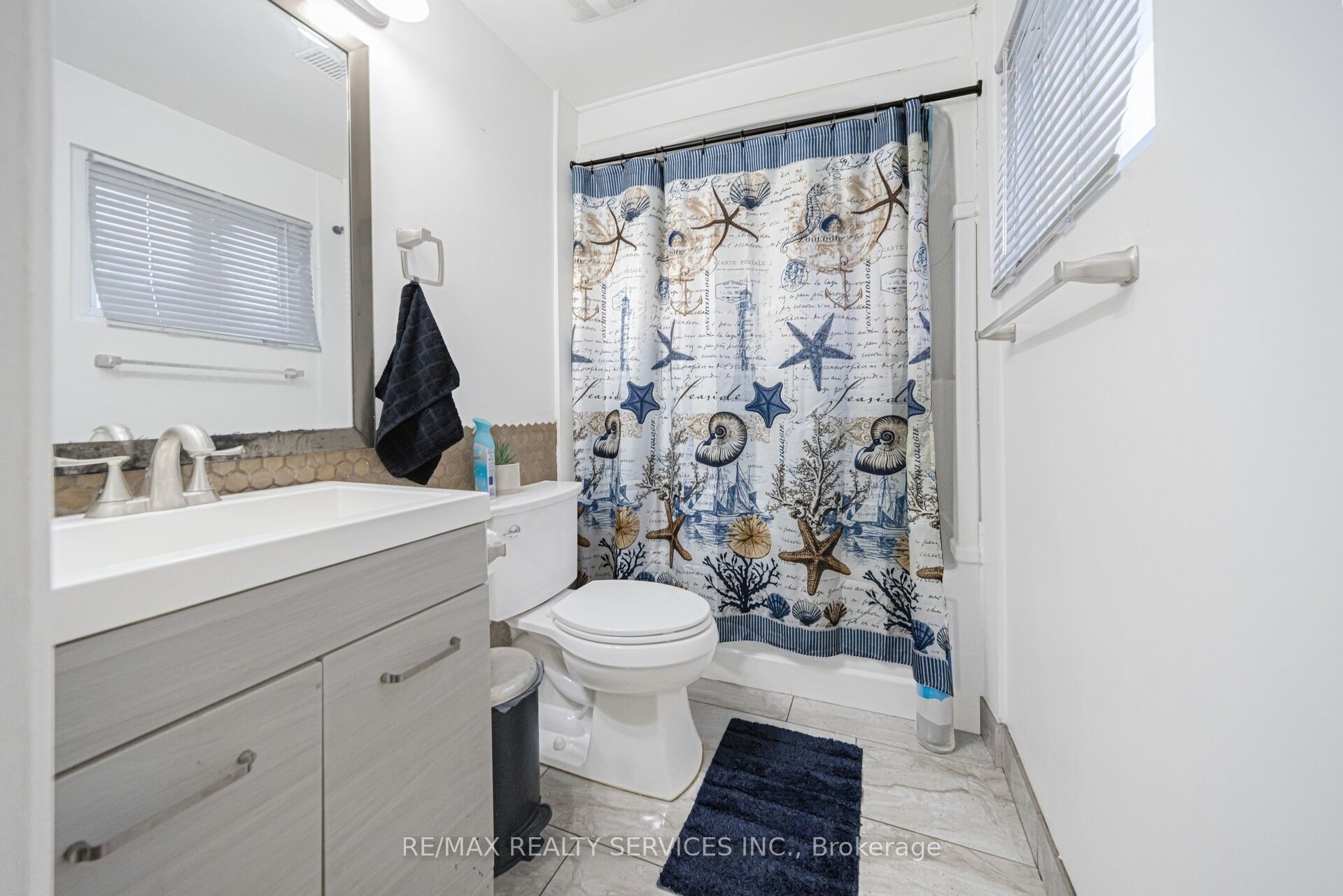 3 Grand Valley Drive Property Photo 29