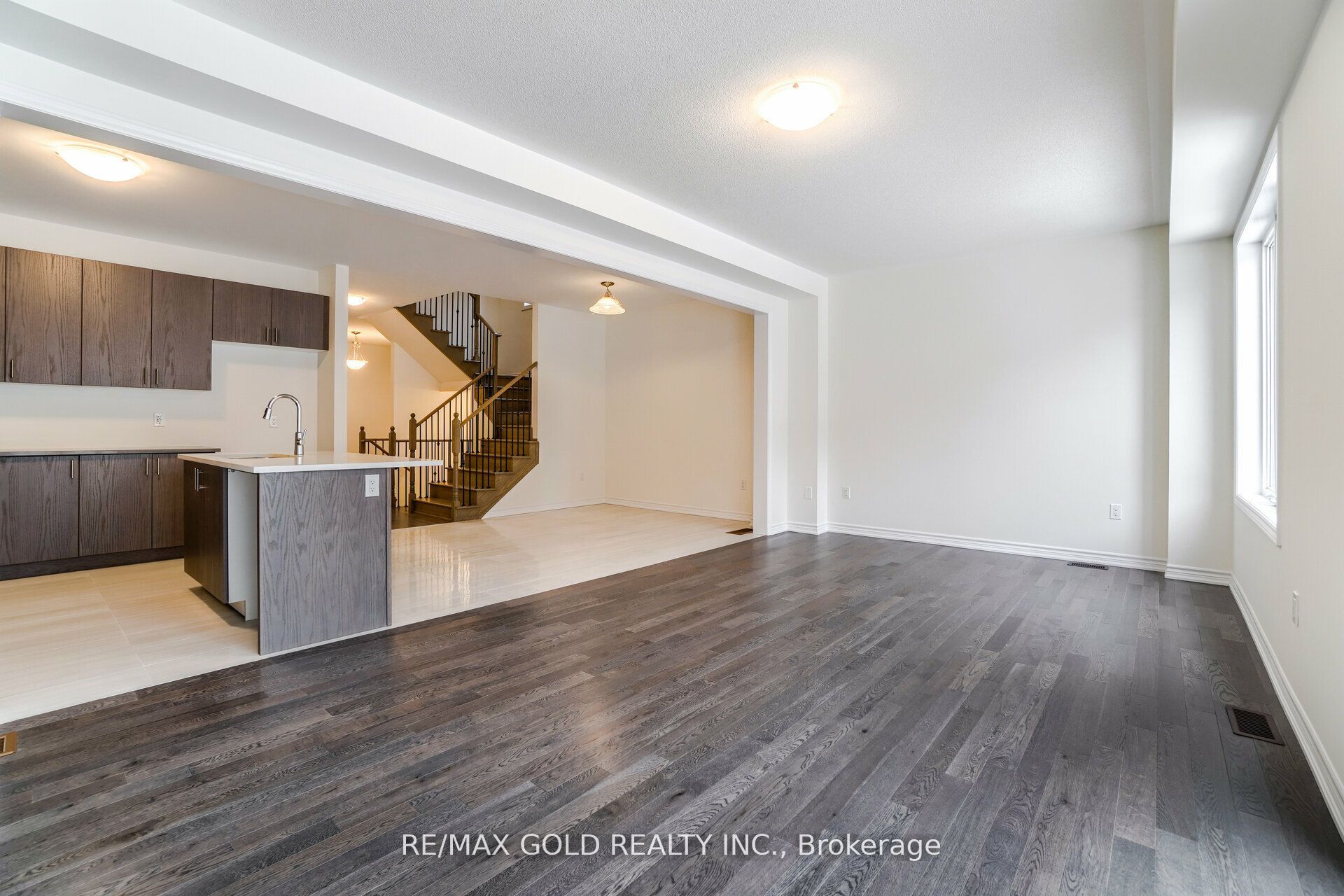 26 Del Grappa Street Property Photo 14