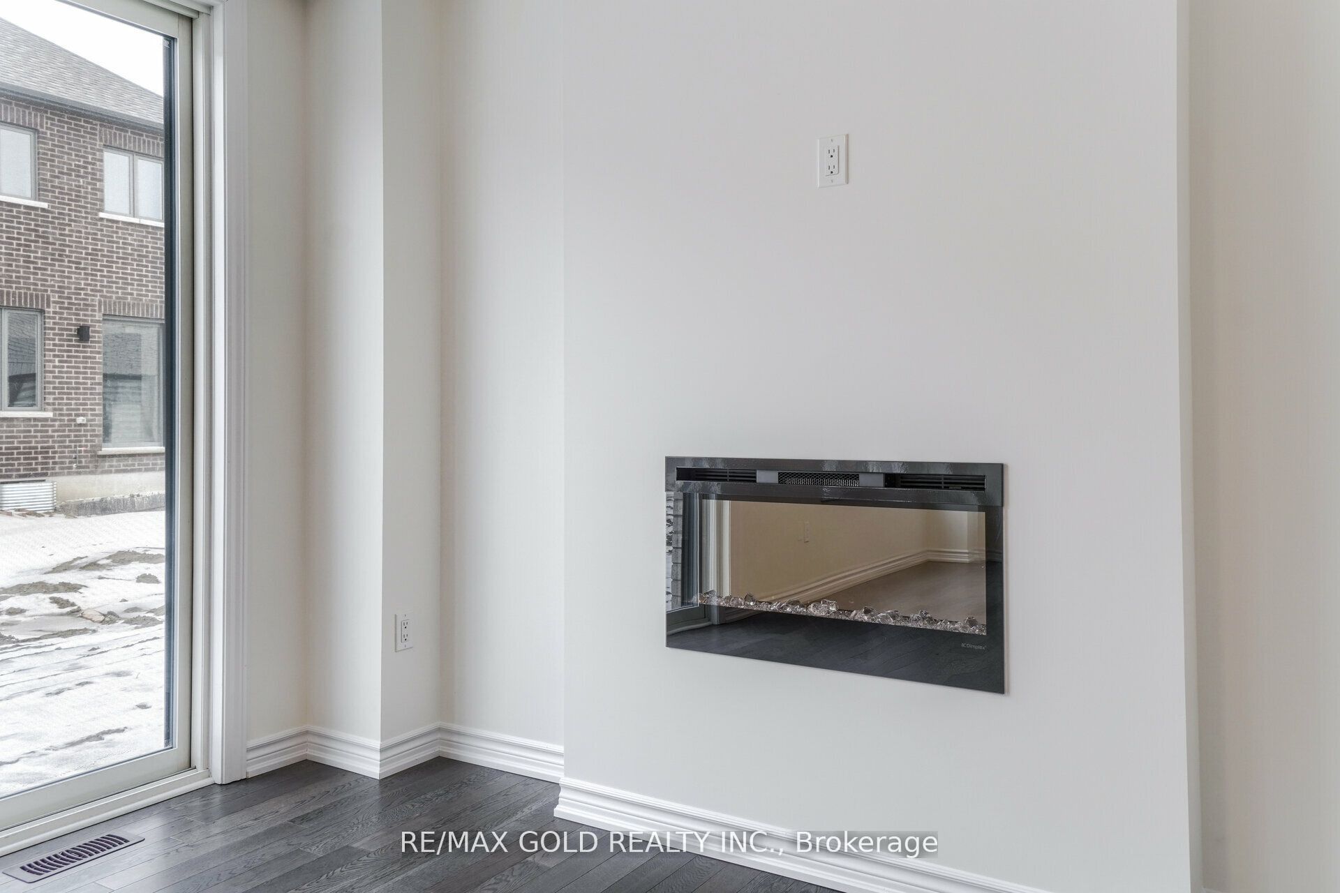 26 Del Grappa Street Property Photo 16