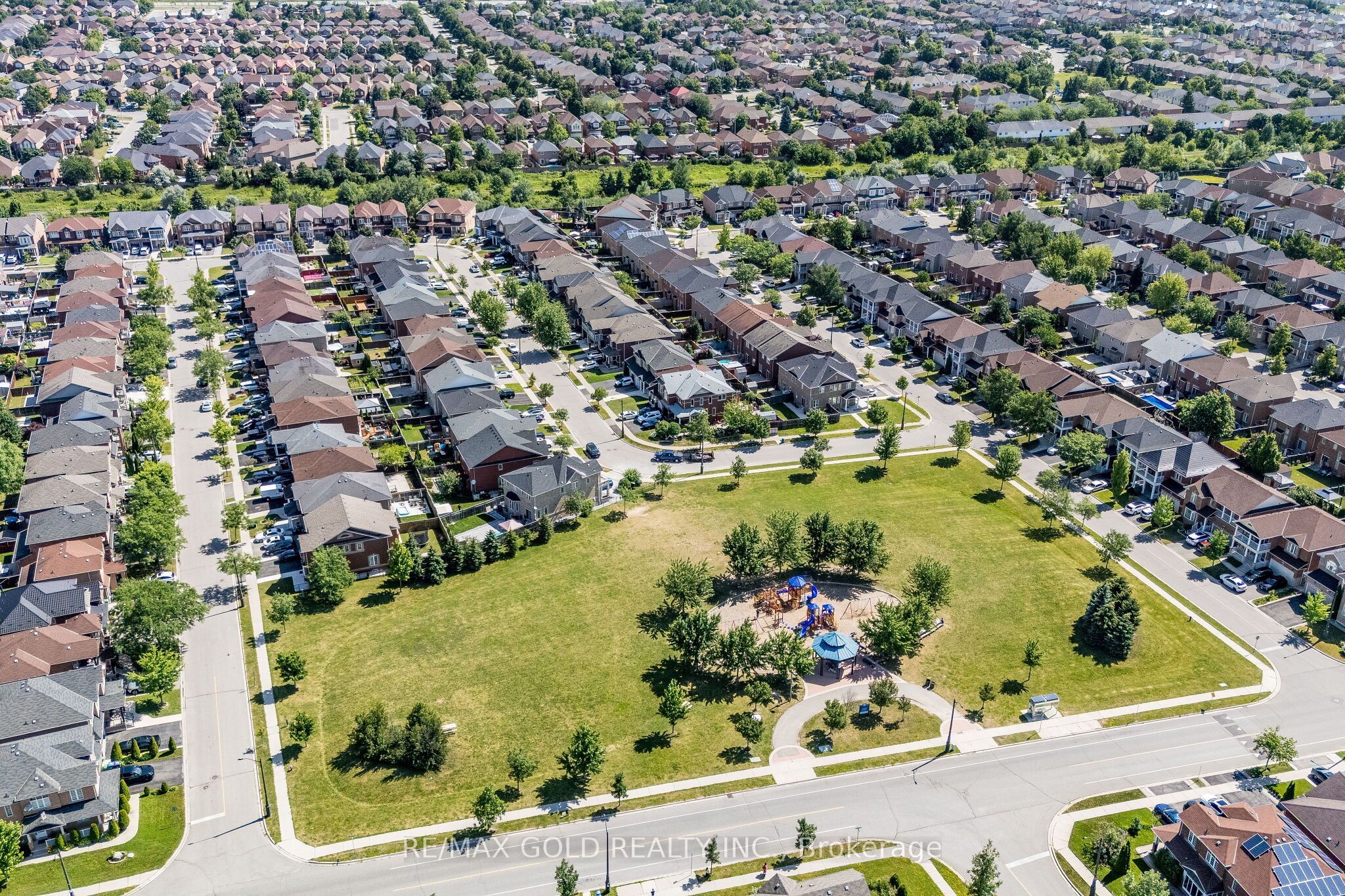 20 Amaranth Crescent Property Photo 38