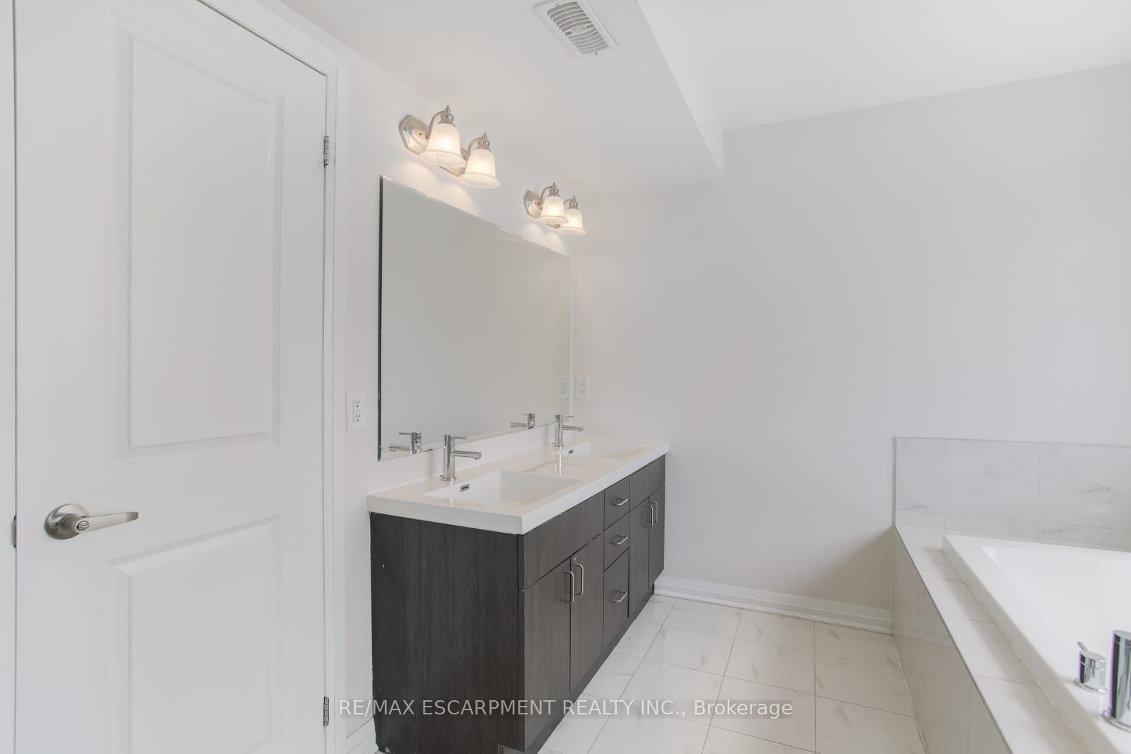 130 Frederick Tisdale Drive 2 Property Photo 18