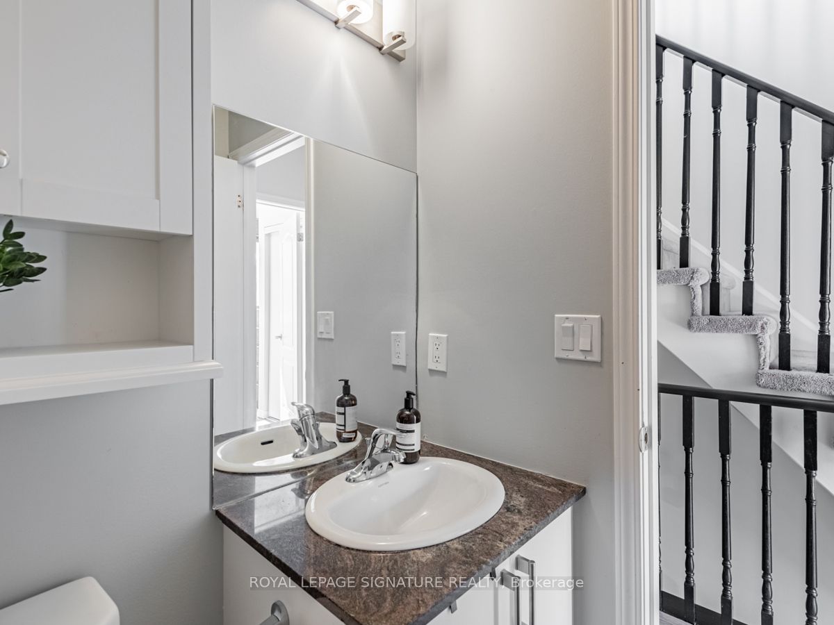 68 Winston Park Boulevard 60 Property Photo 16