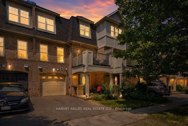 745 Challinor Terrace Property Photo 3