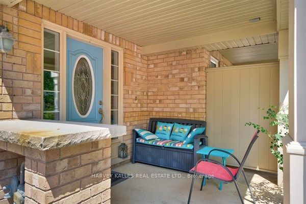 745 Challinor Terrace Property Photo 4