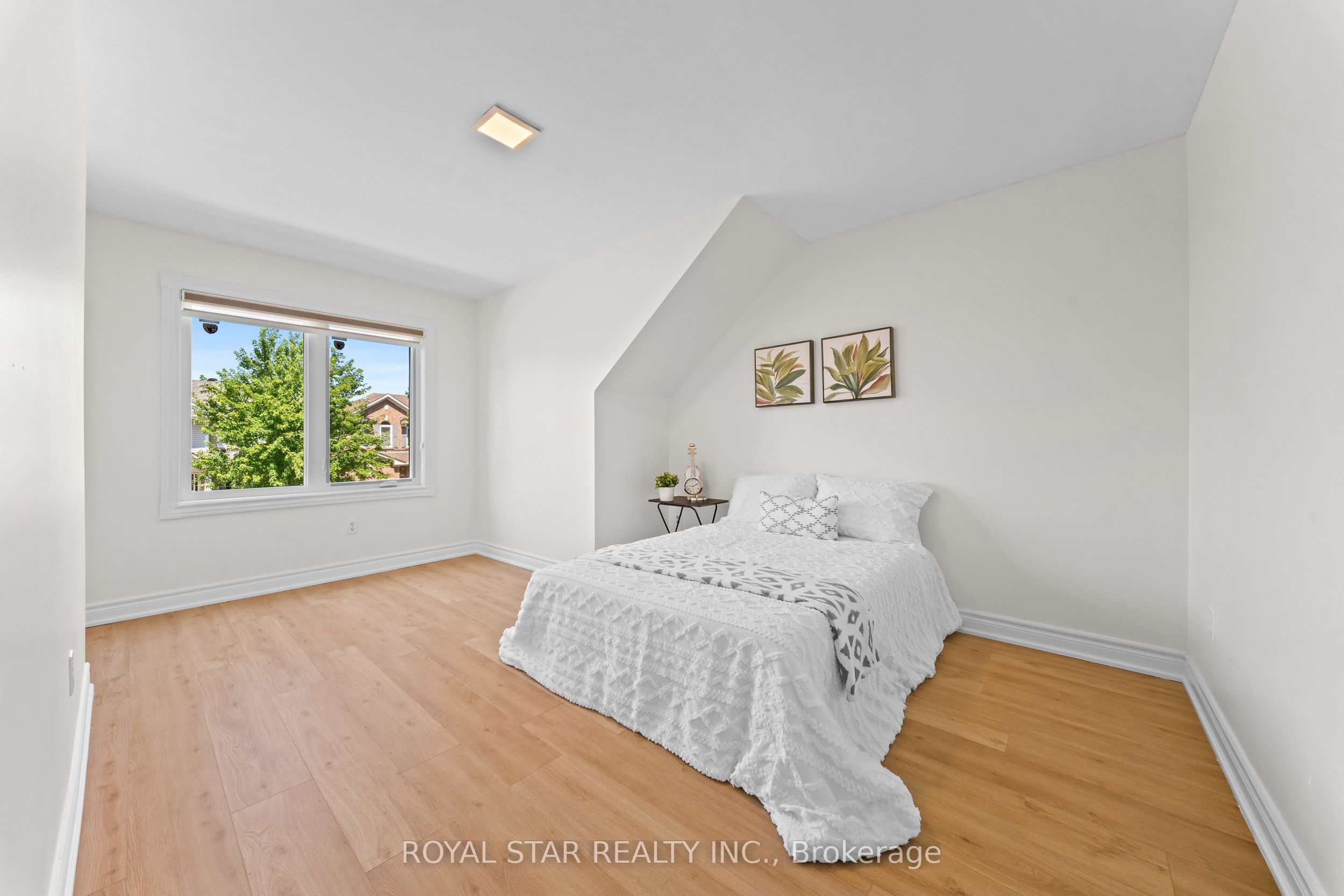 1522 Swann Crescent Property Photo 31