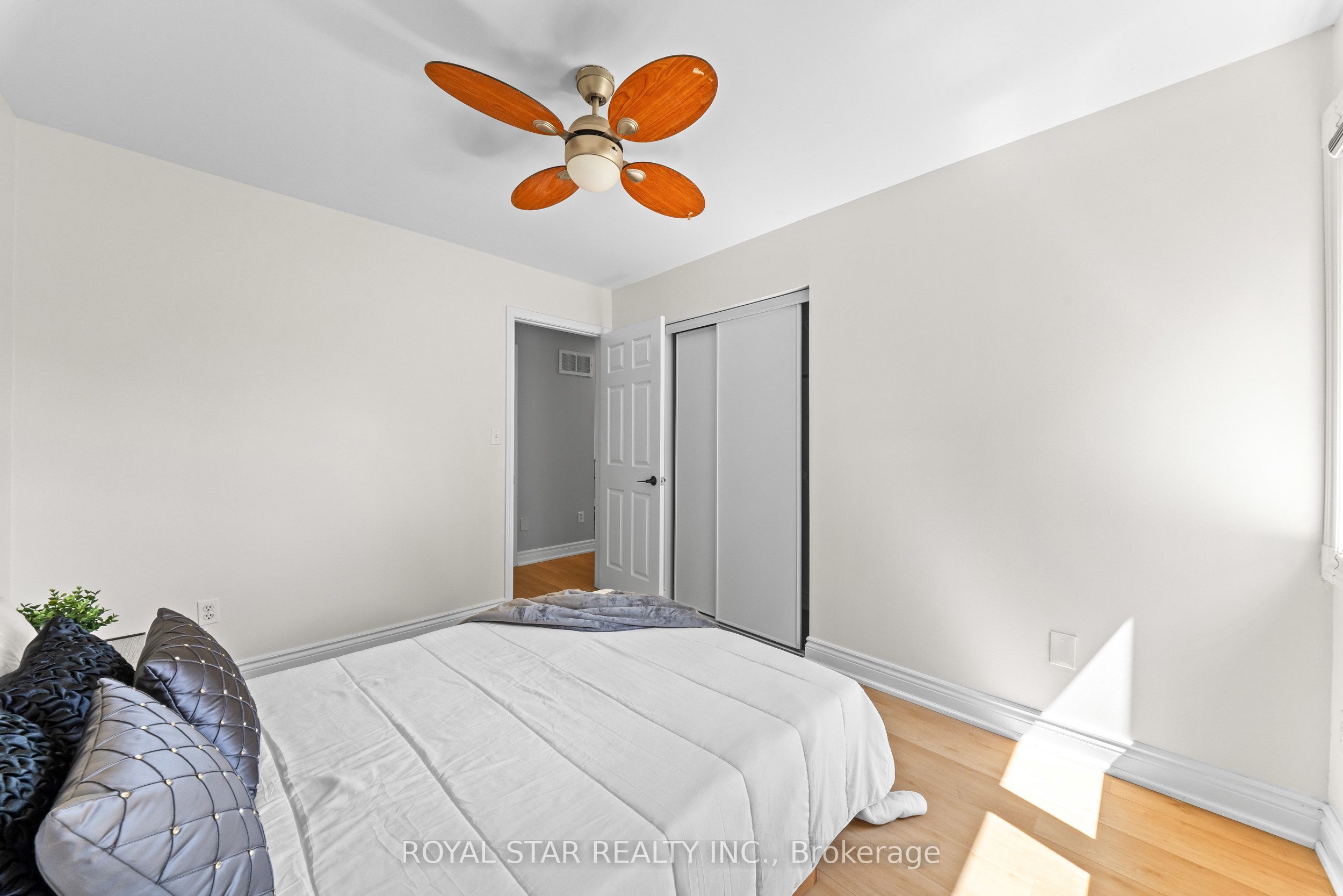 1522 Swann Crescent Property Photo 34