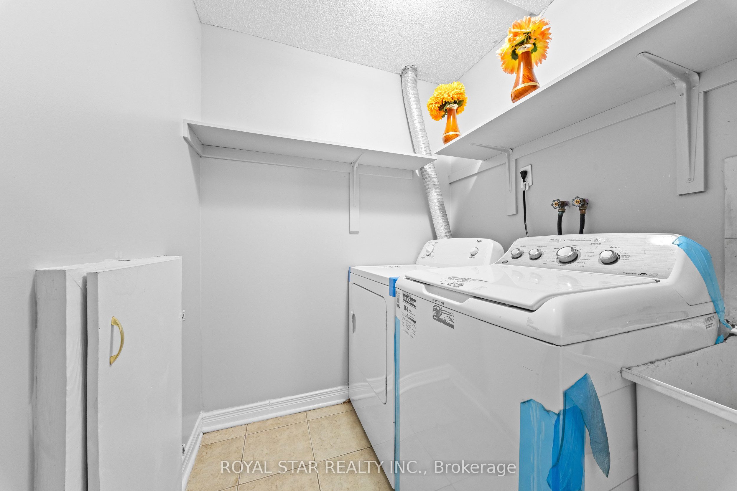 1522 Swann Crescent Property Photo 41