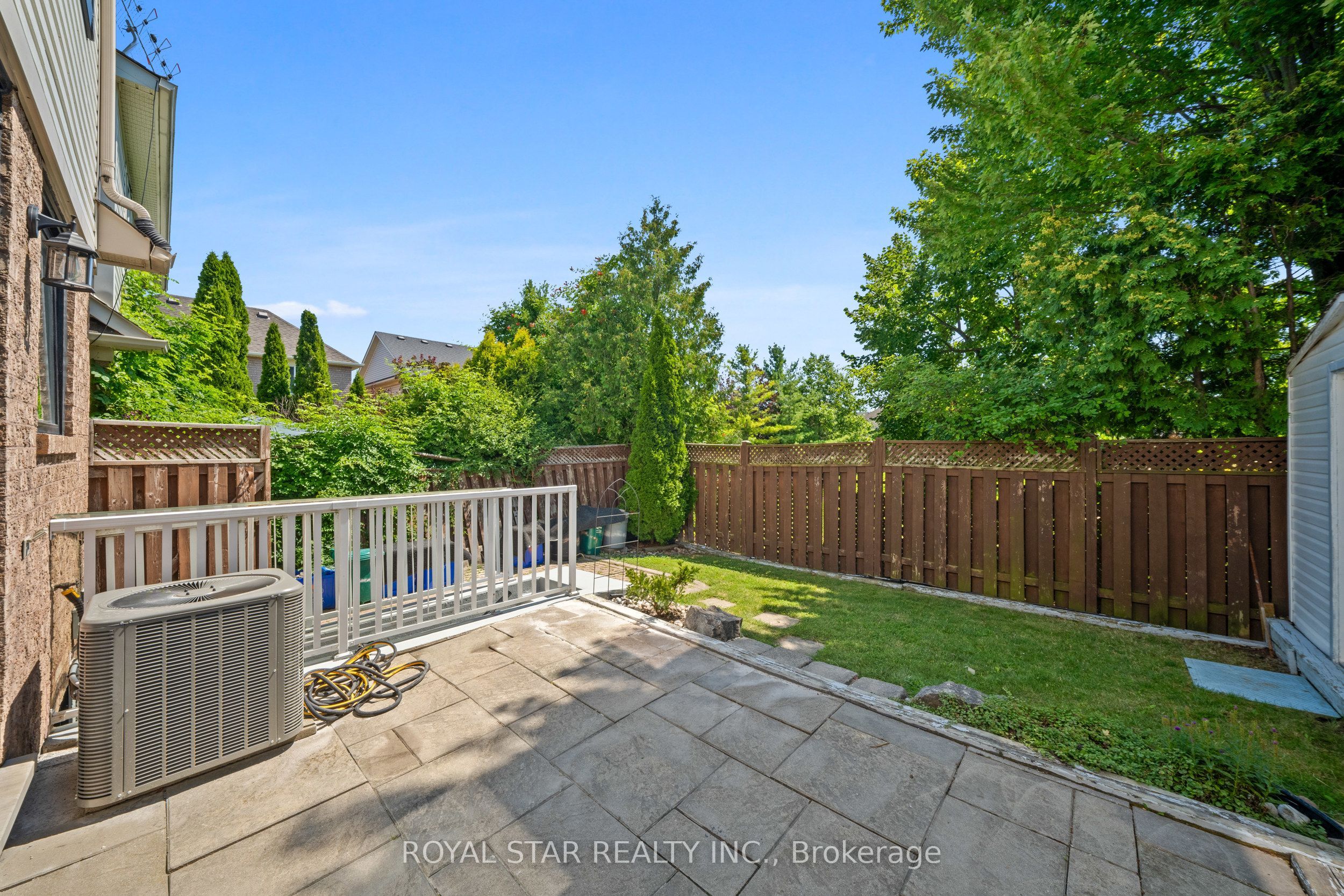 1522 Swann Crescent Property Photo 45