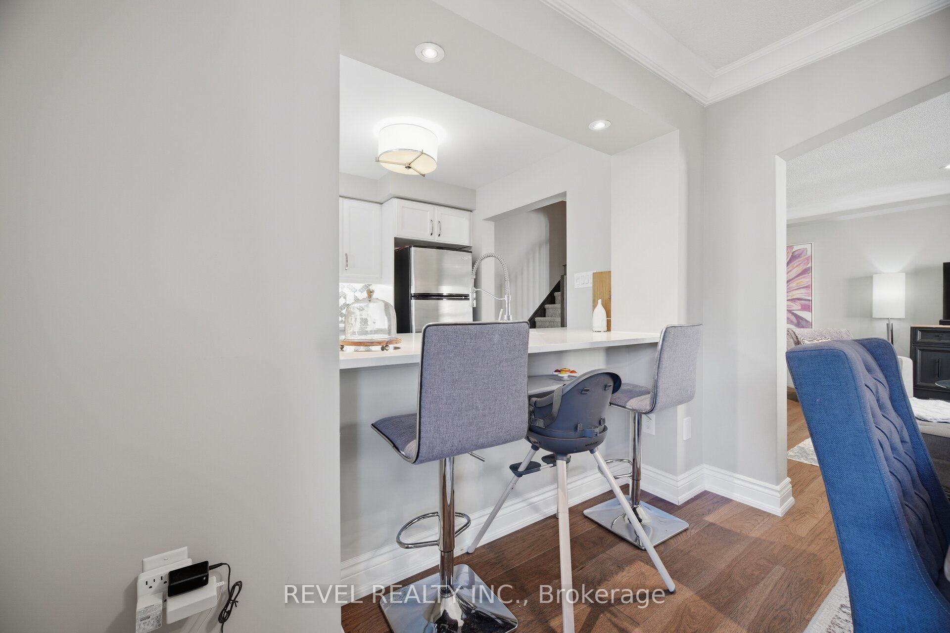 739 Challinor Terrace Property Photo 13