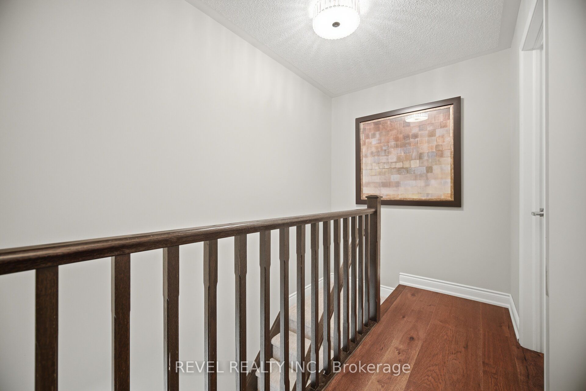 739 Challinor Terrace Property Photo 20