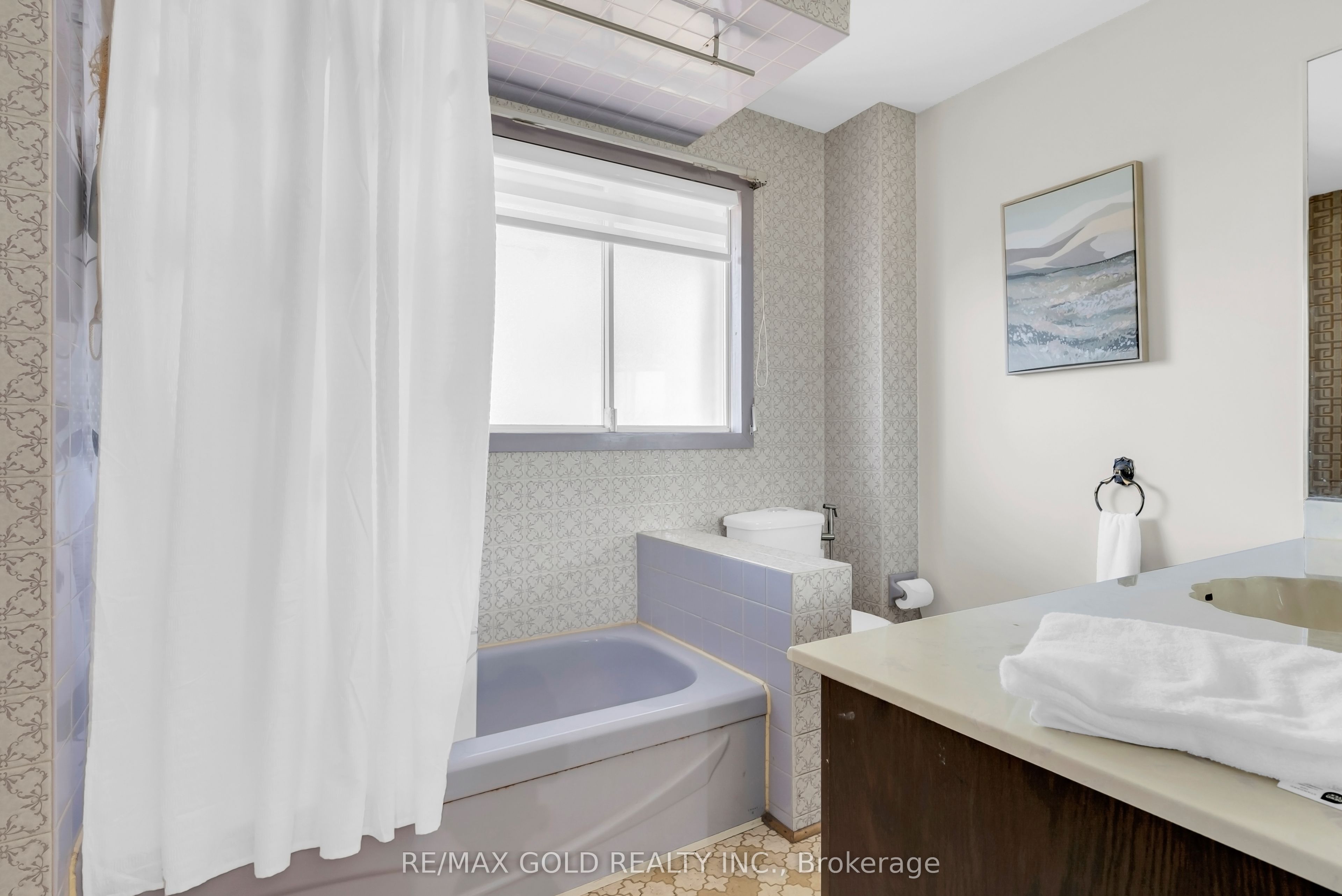 2520 Constable Road Property Photo 17