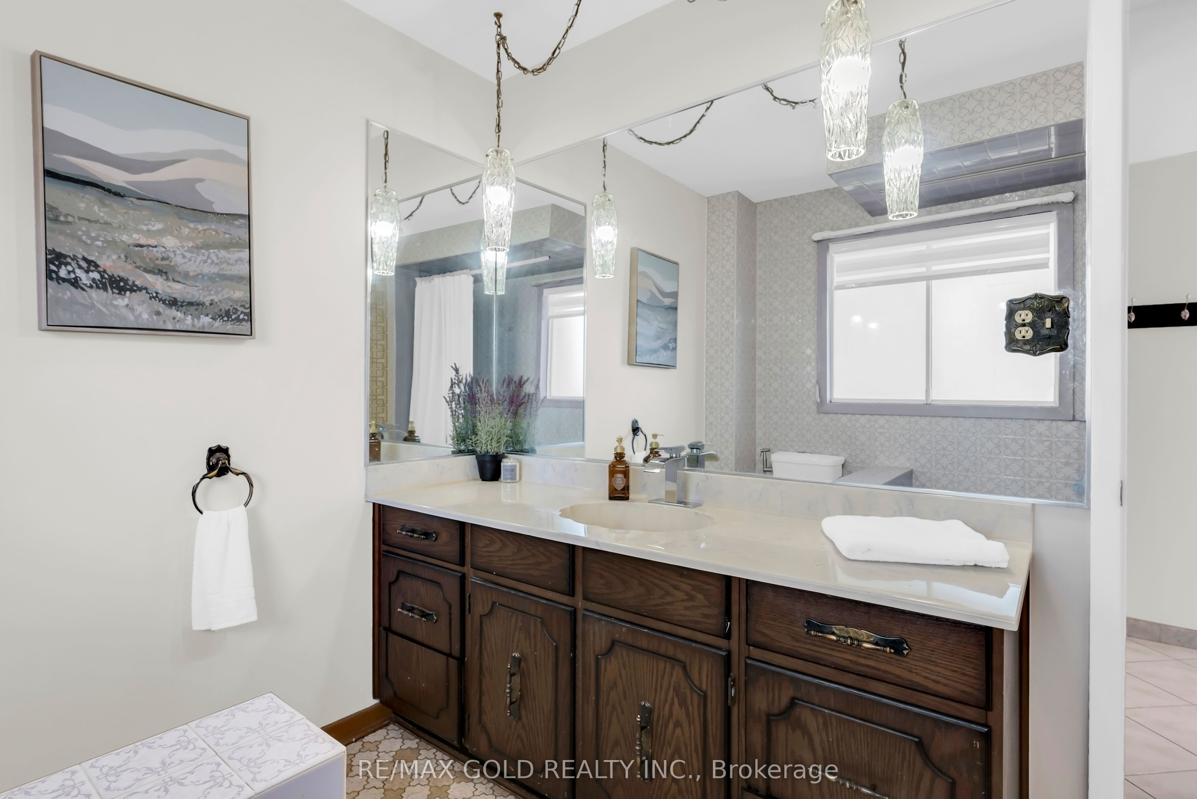 2520 Constable Road Property Photo 18