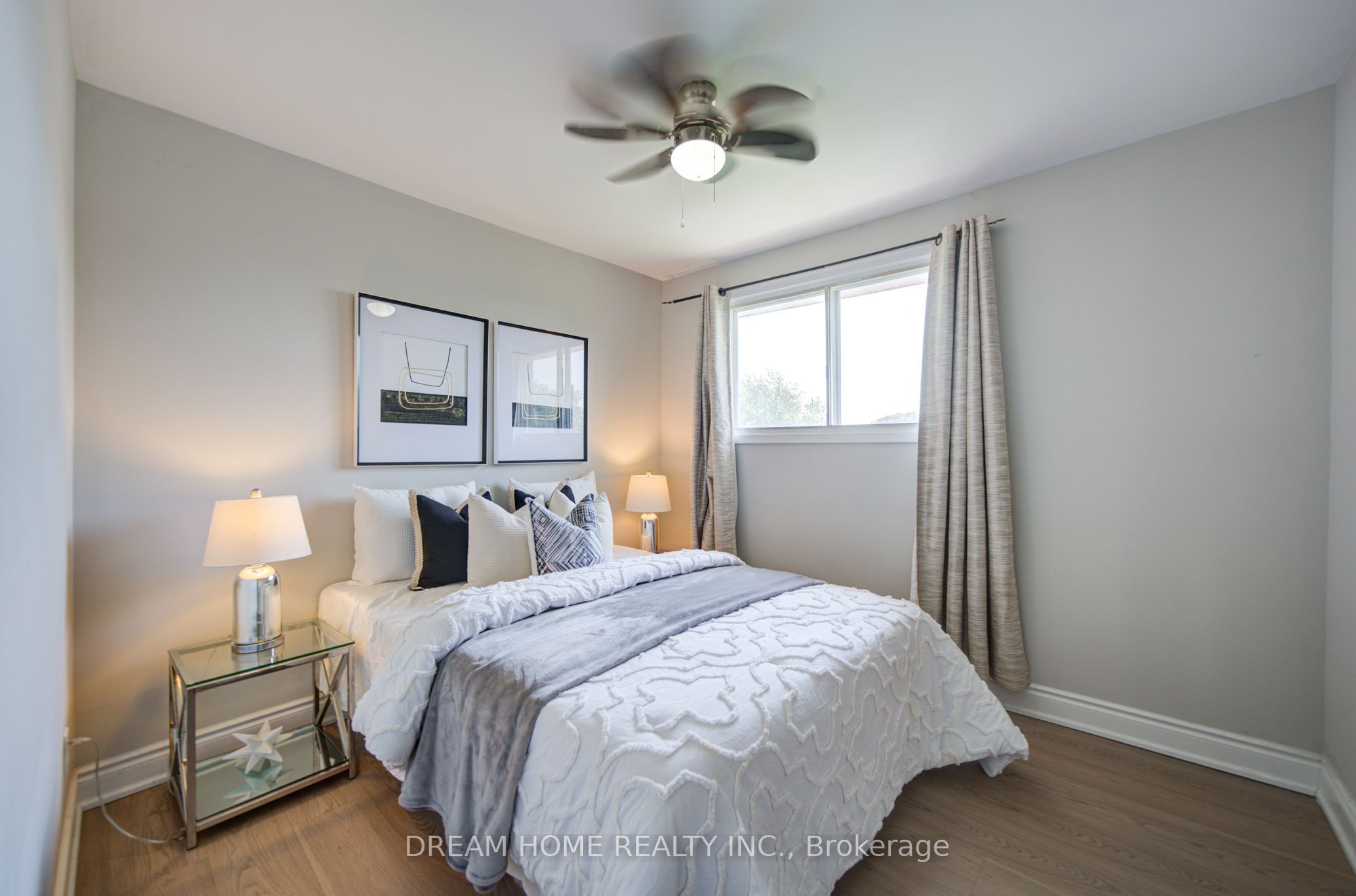 1323 Shamir Crescent Property Photo 23