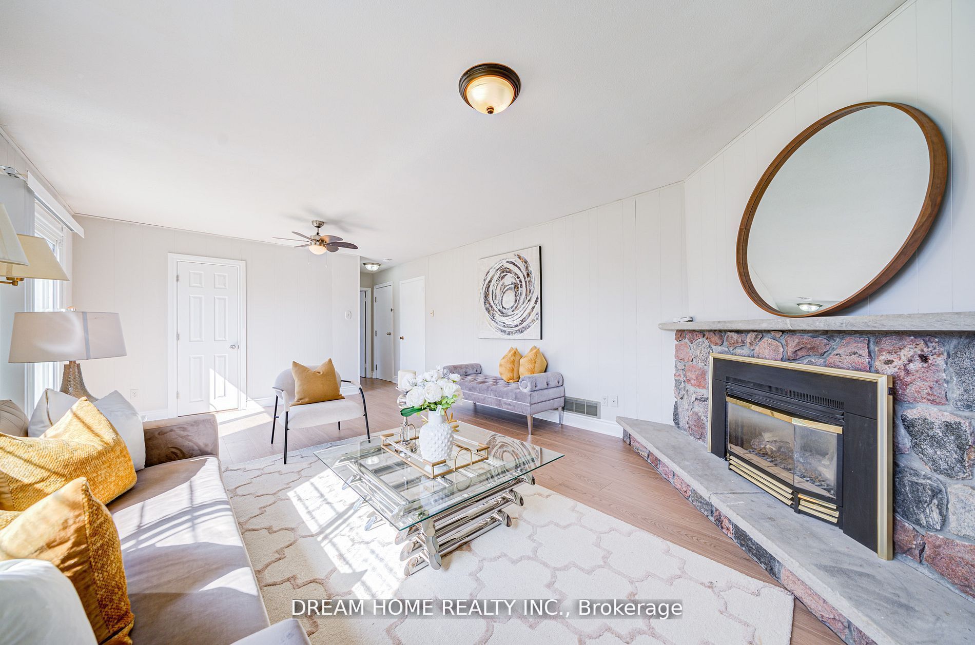 1323 Shamir Crescent Property Photo 30