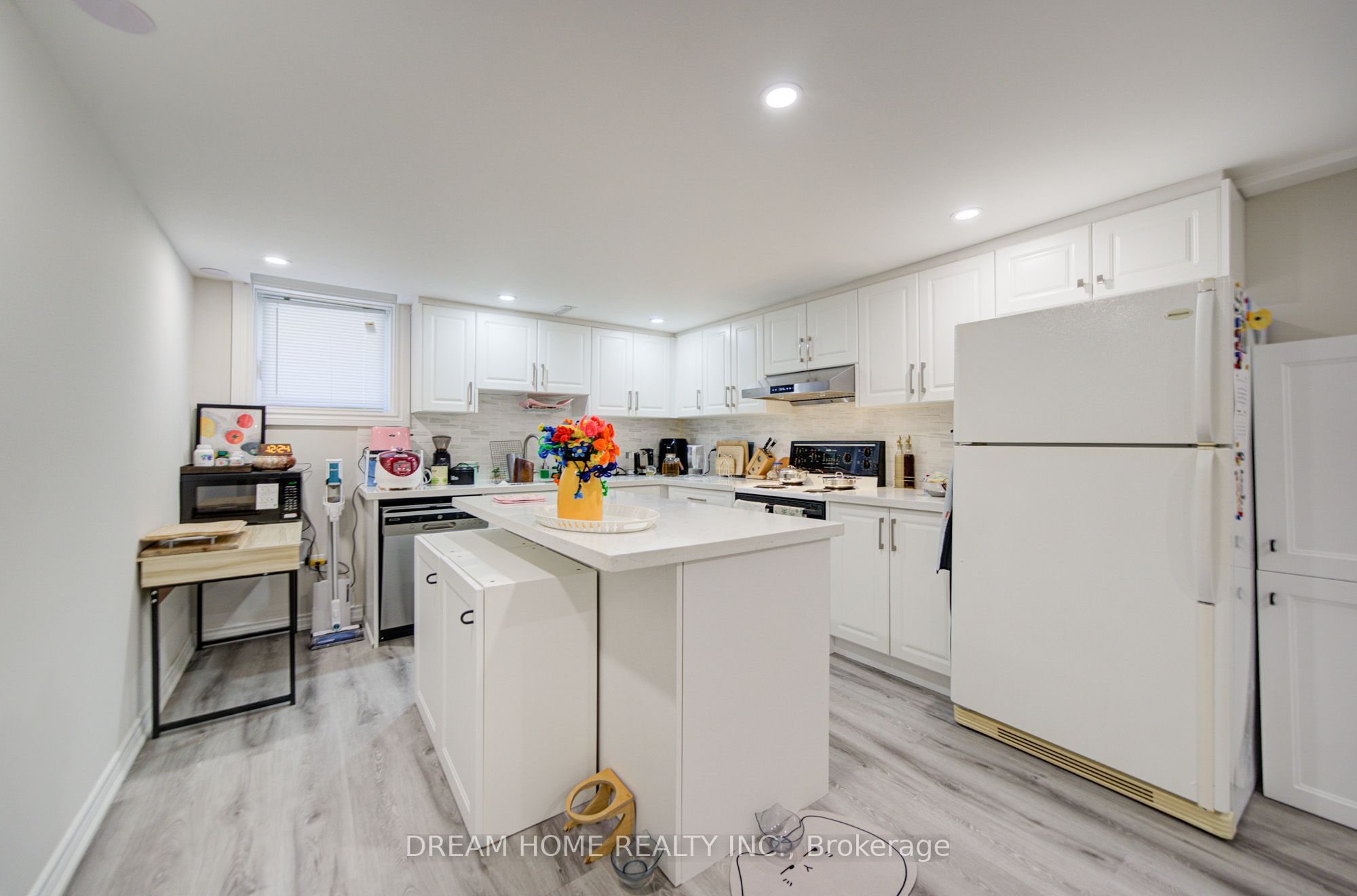 1323 Shamir Crescent Property Photo 44