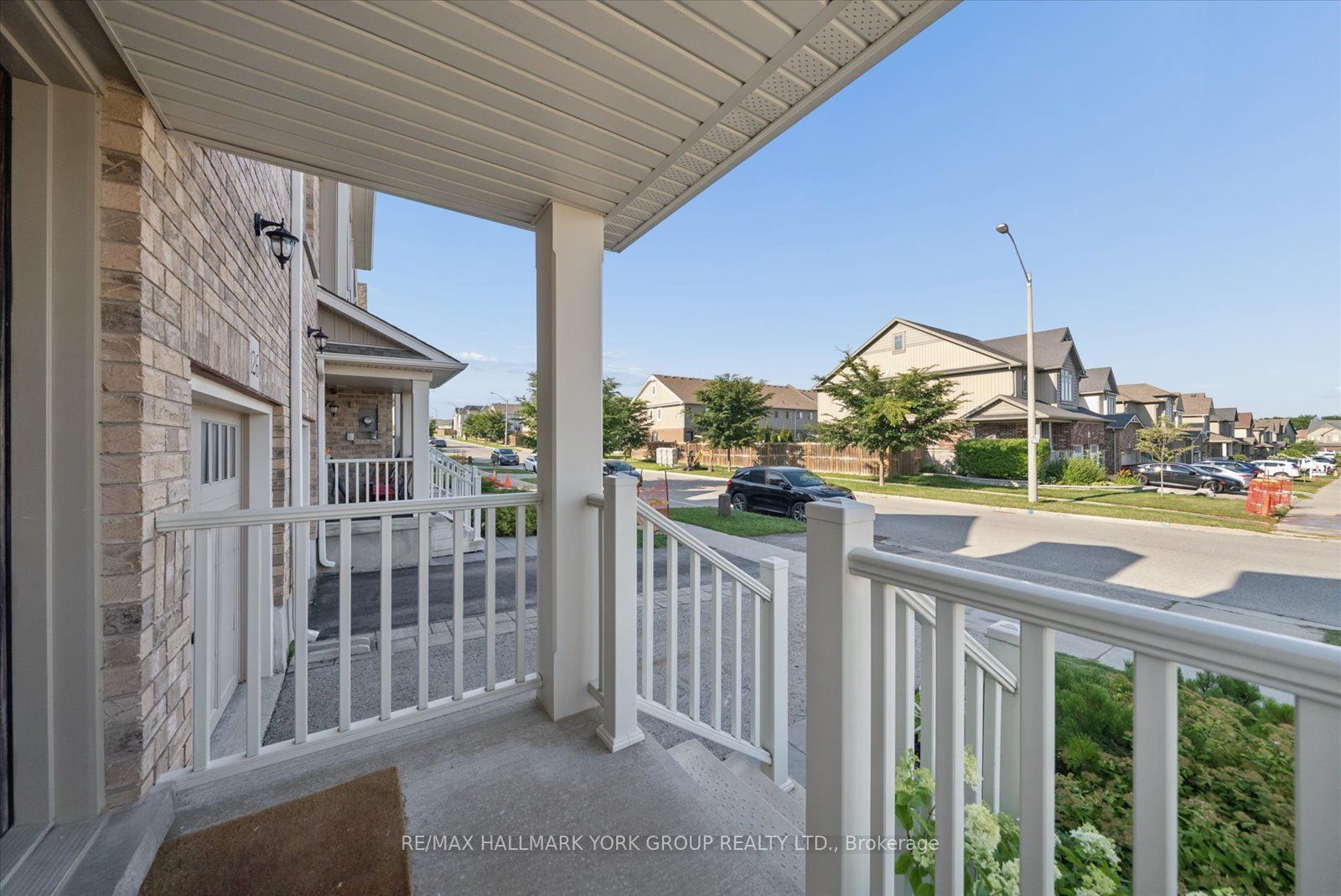 126 Parkinson Crescent Property Photo 7