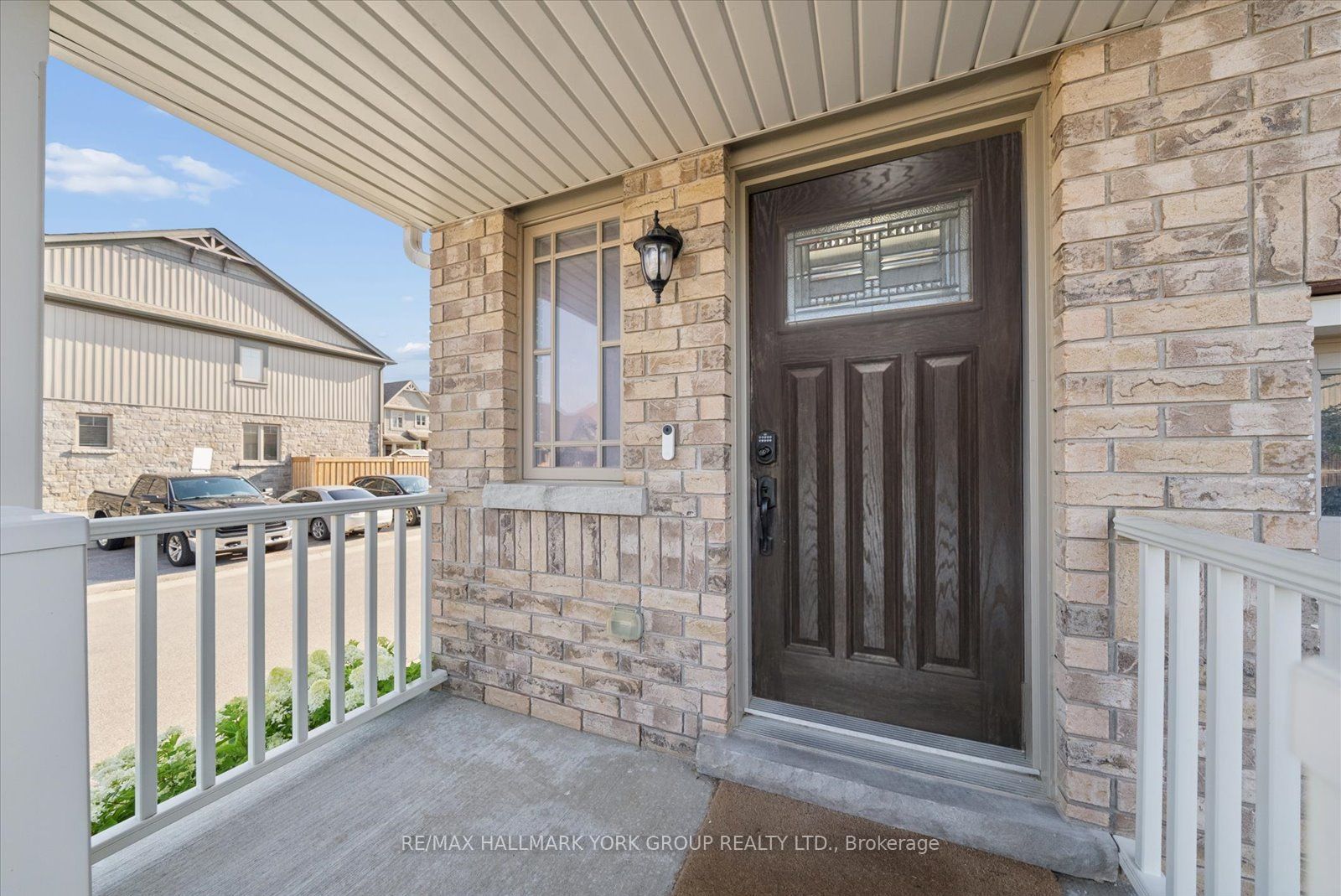 126 Parkinson Crescent Property Photo 8
