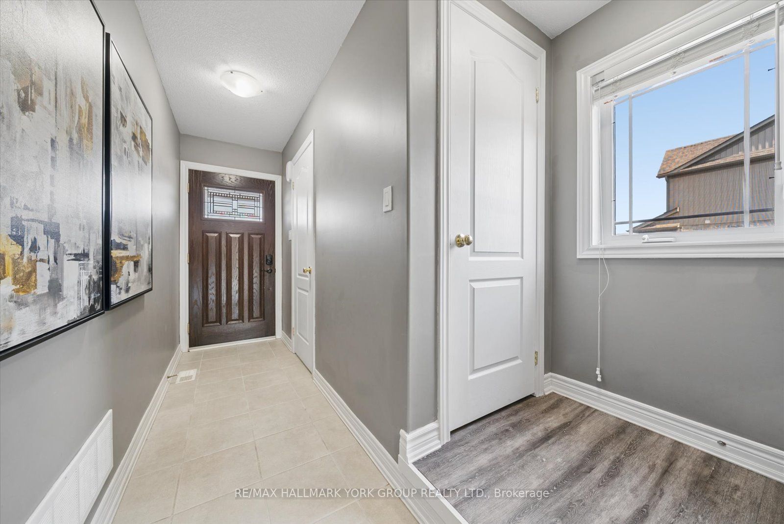 126 Parkinson Crescent Property Photo 9