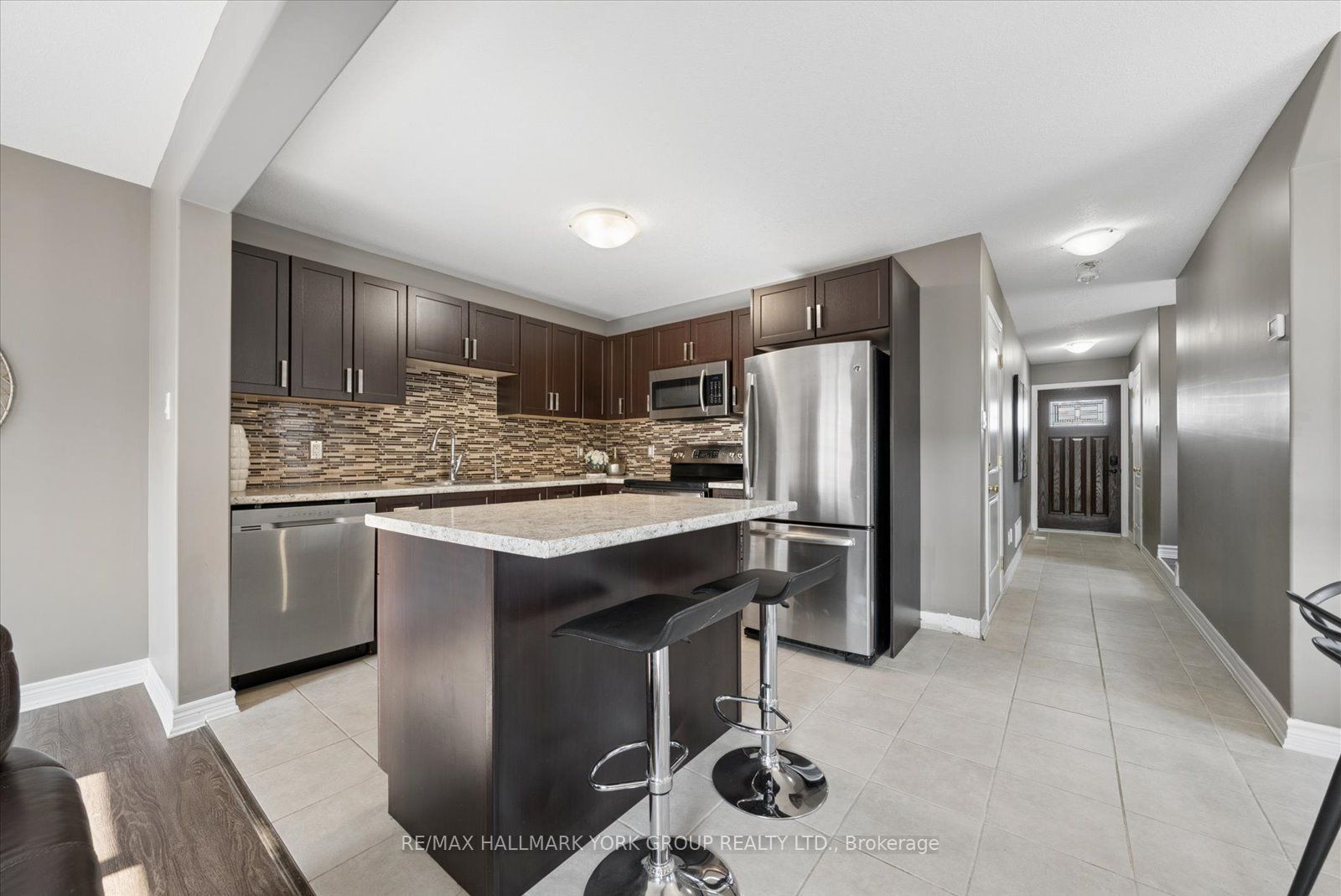 126 Parkinson Crescent Property Photo 14