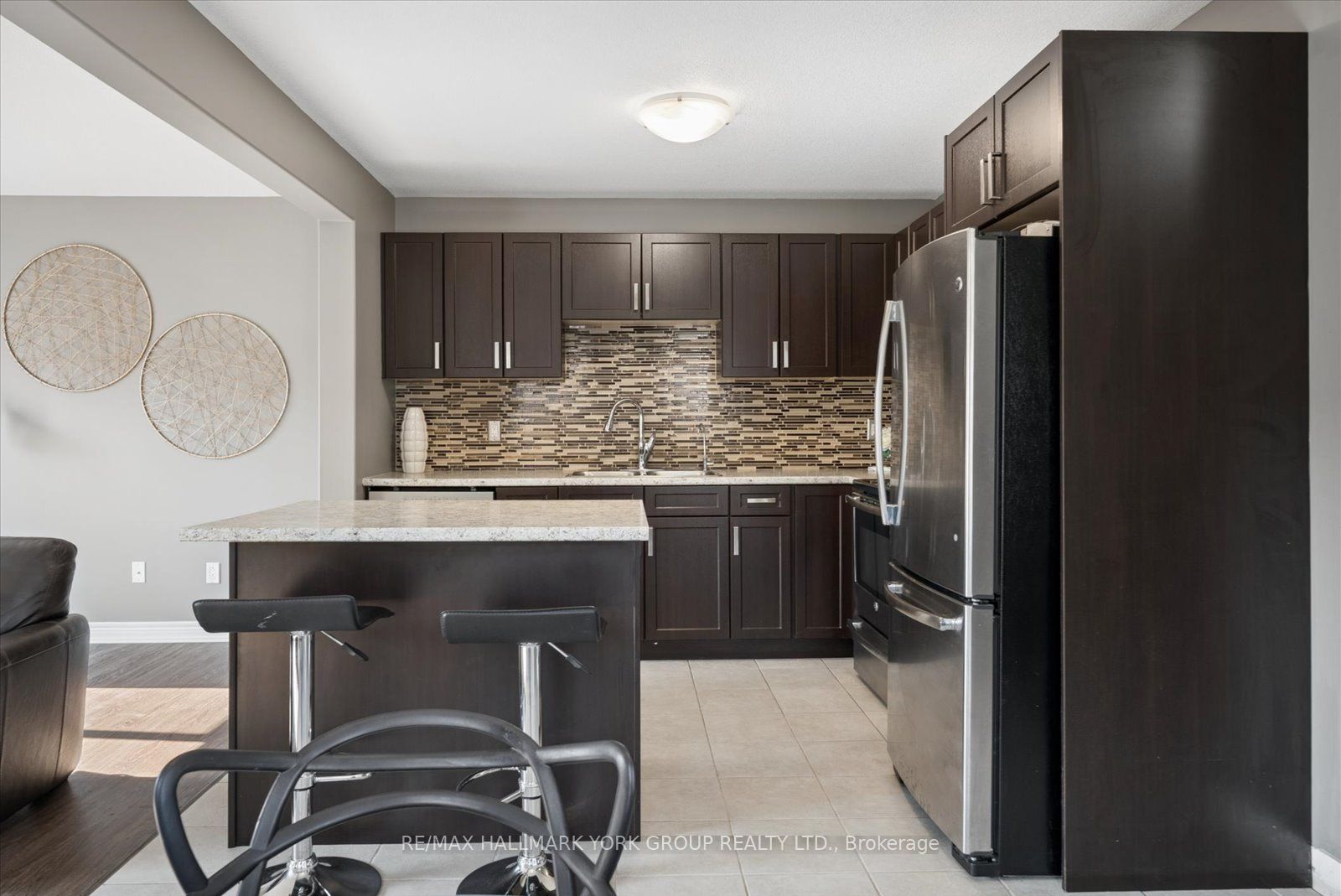 126 Parkinson Crescent Property Photo 15