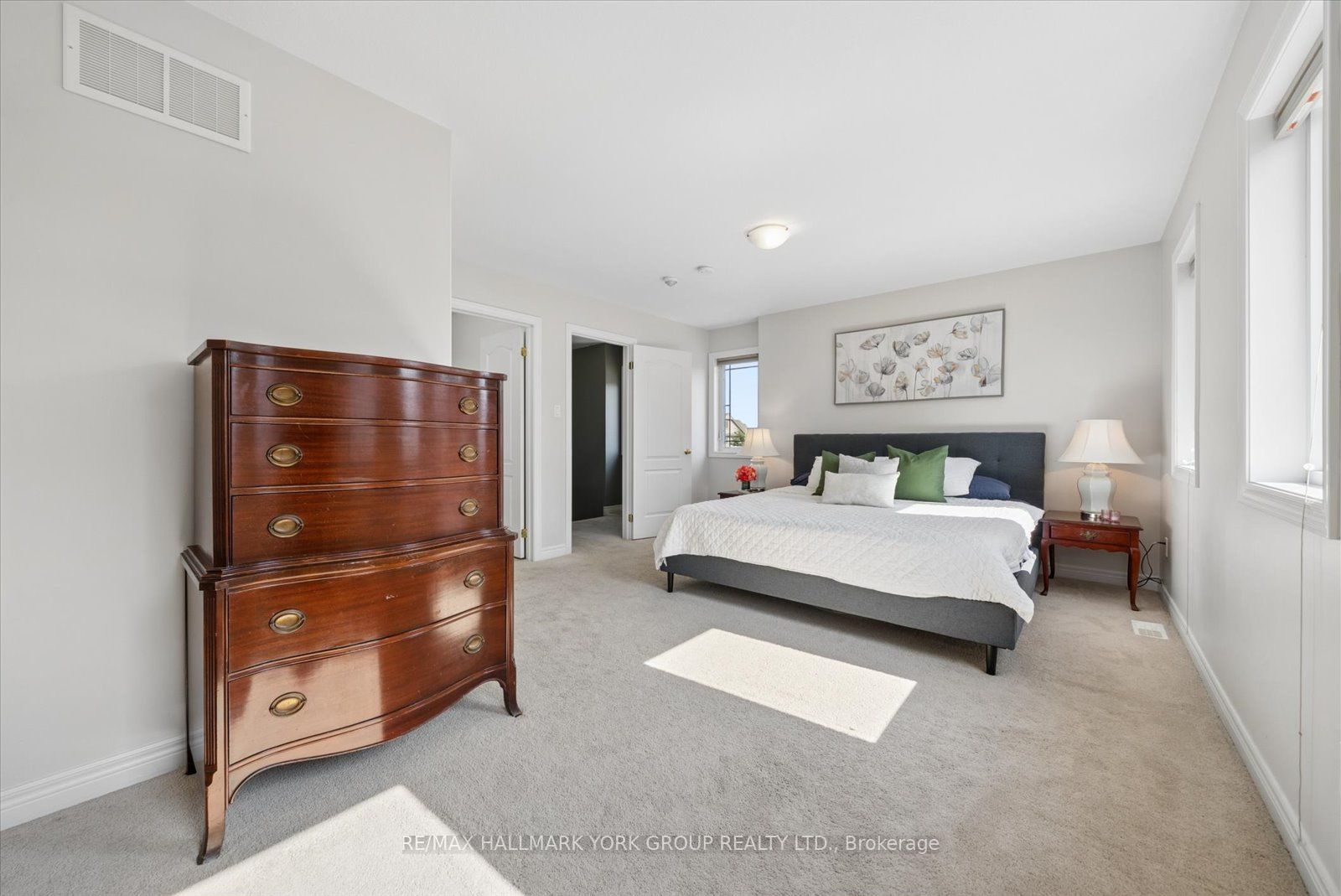 126 Parkinson Crescent Property Photo 23