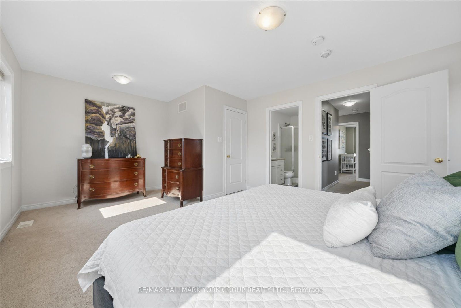 126 Parkinson Crescent Property Photo 24