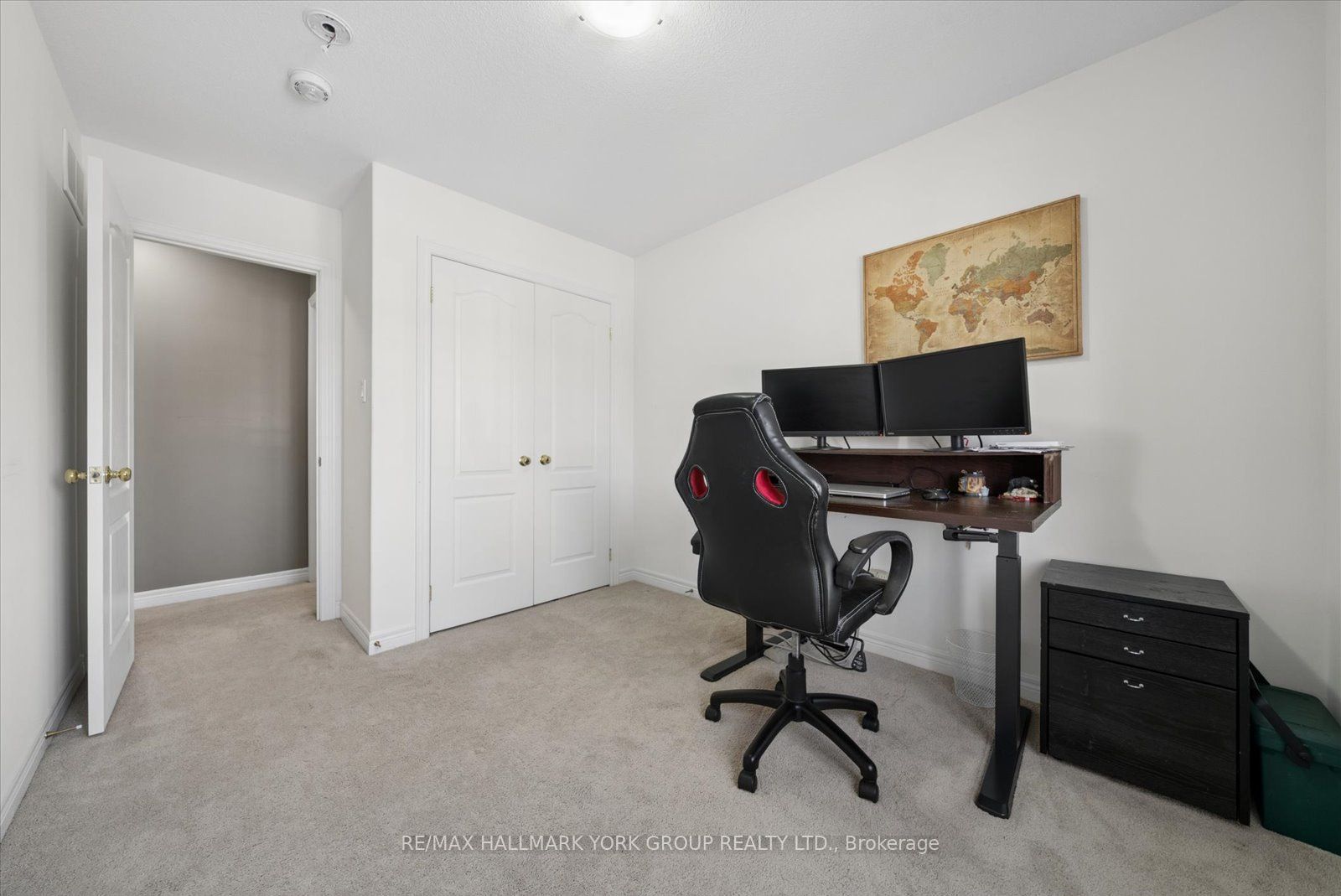 126 Parkinson Crescent Property Photo 29