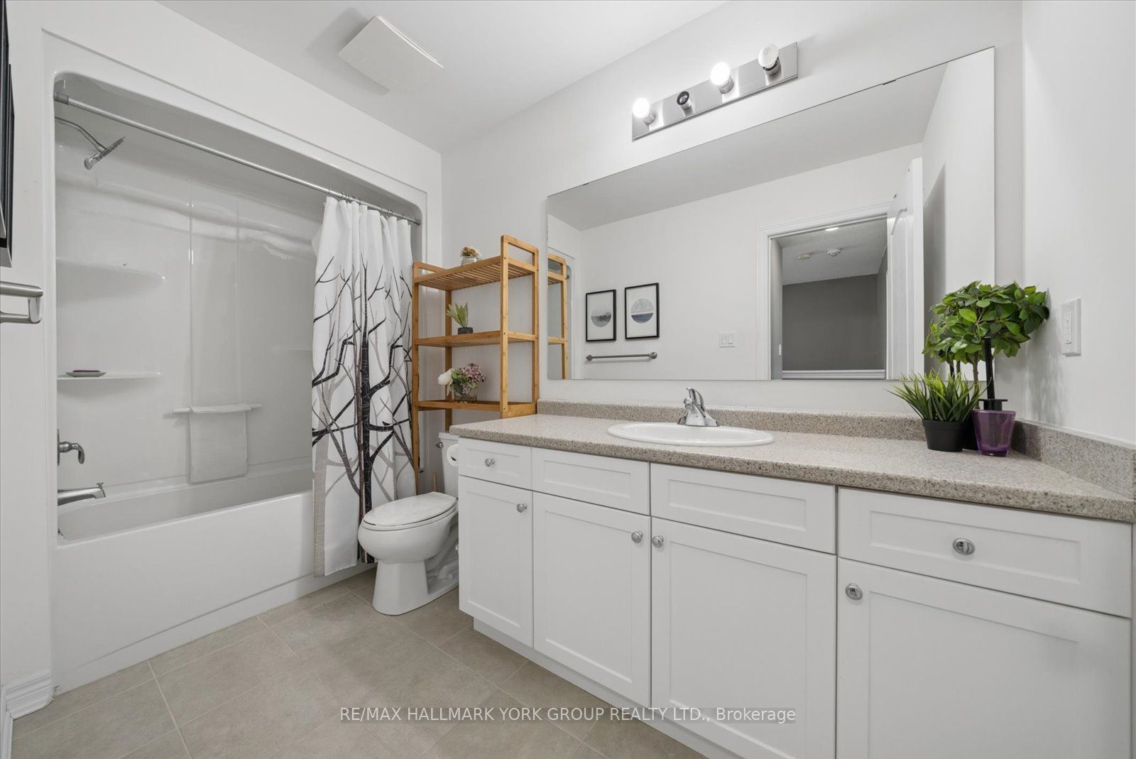 126 Parkinson Crescent Property Photo 30