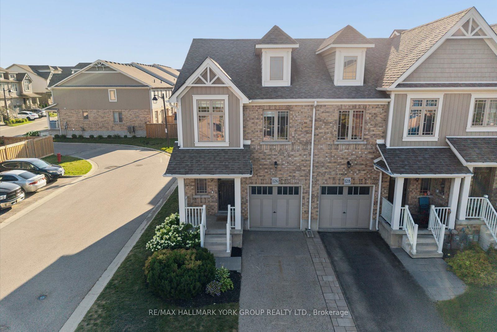 126 Parkinson Crescent Property Photo 39